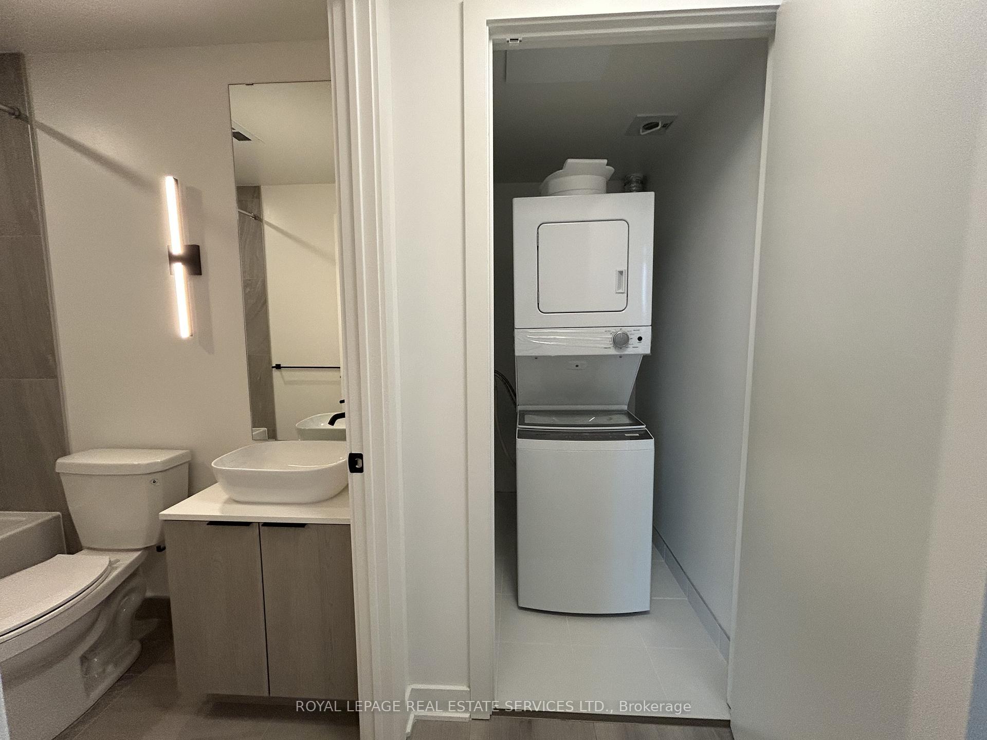 1185 Dupont Street 1811