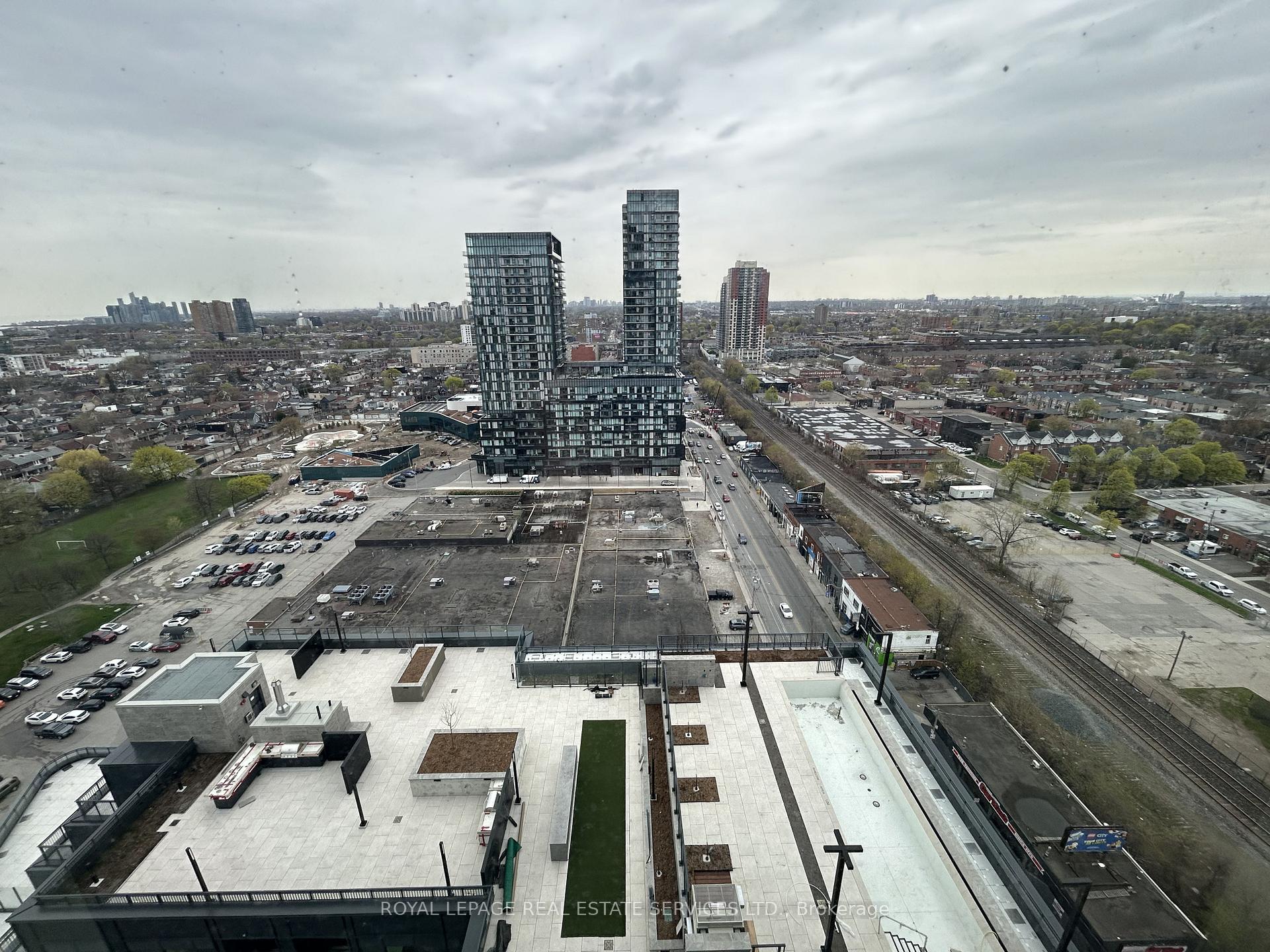 1185 Dupont Street 1811
