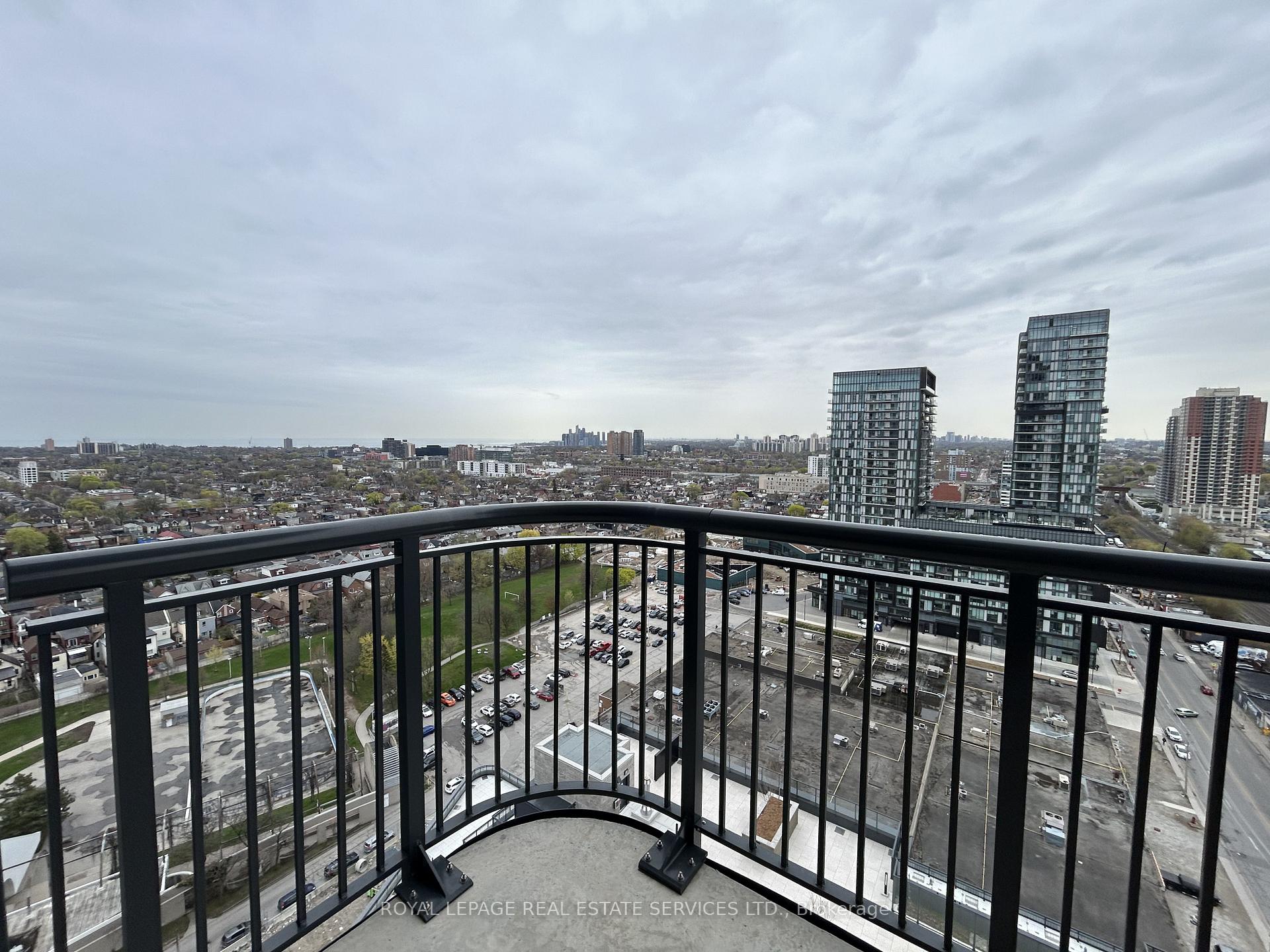 1185 Dupont Street 1811