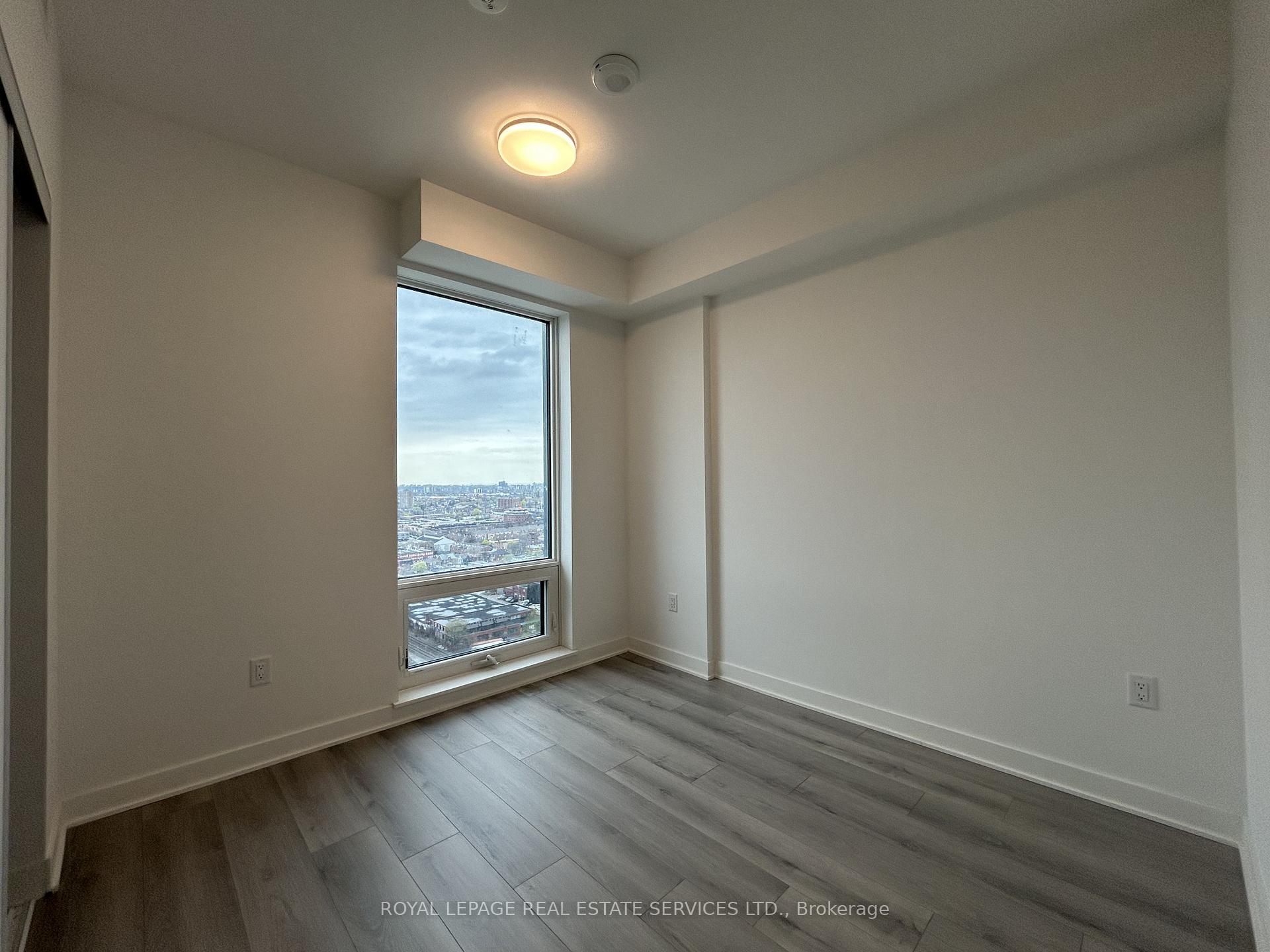 1185 Dupont Street 1811