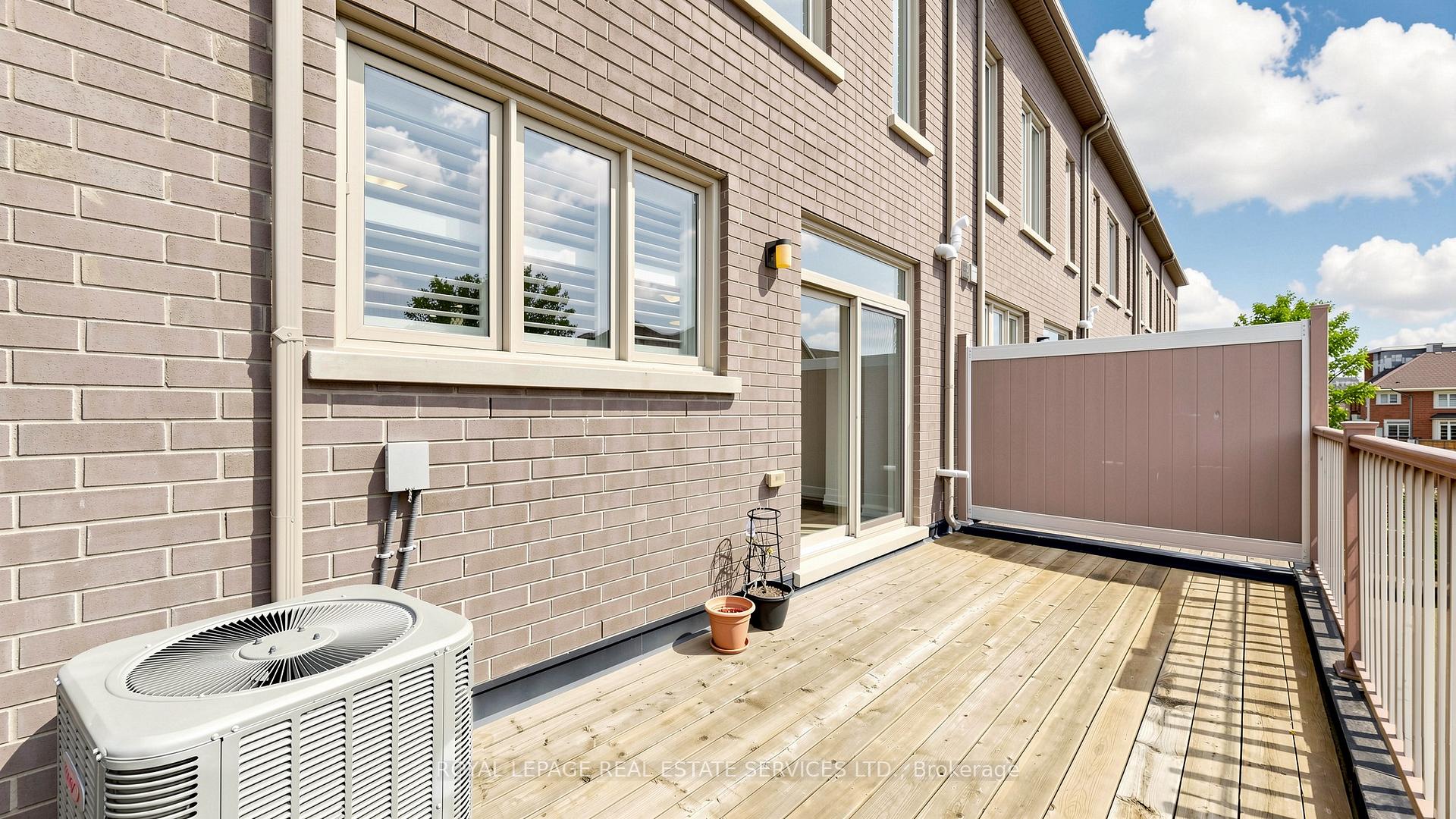 3062 Ernest Appelbe Boulevard