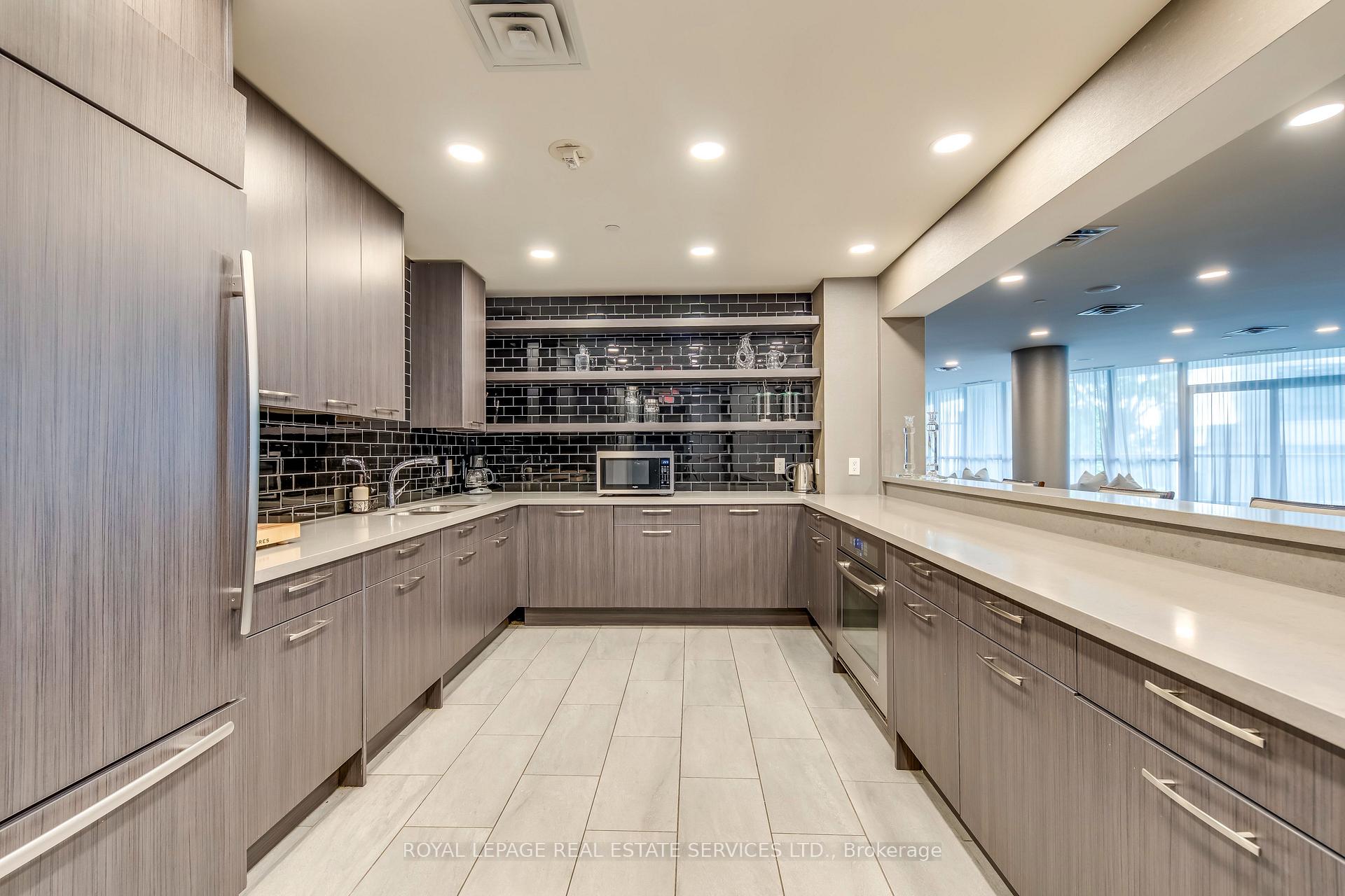 11 Bronte Road 427