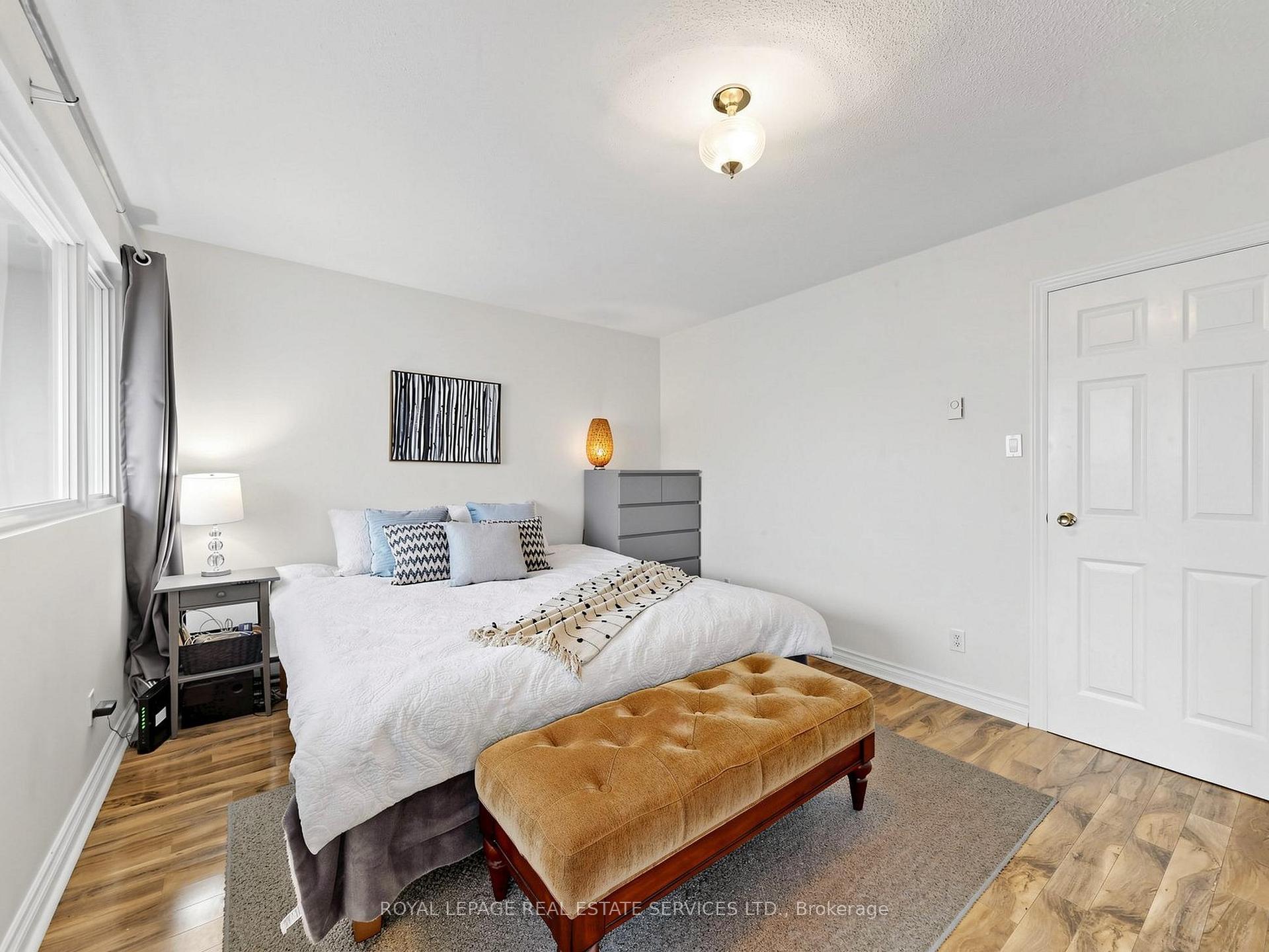 530 Falgarwood Drive 21