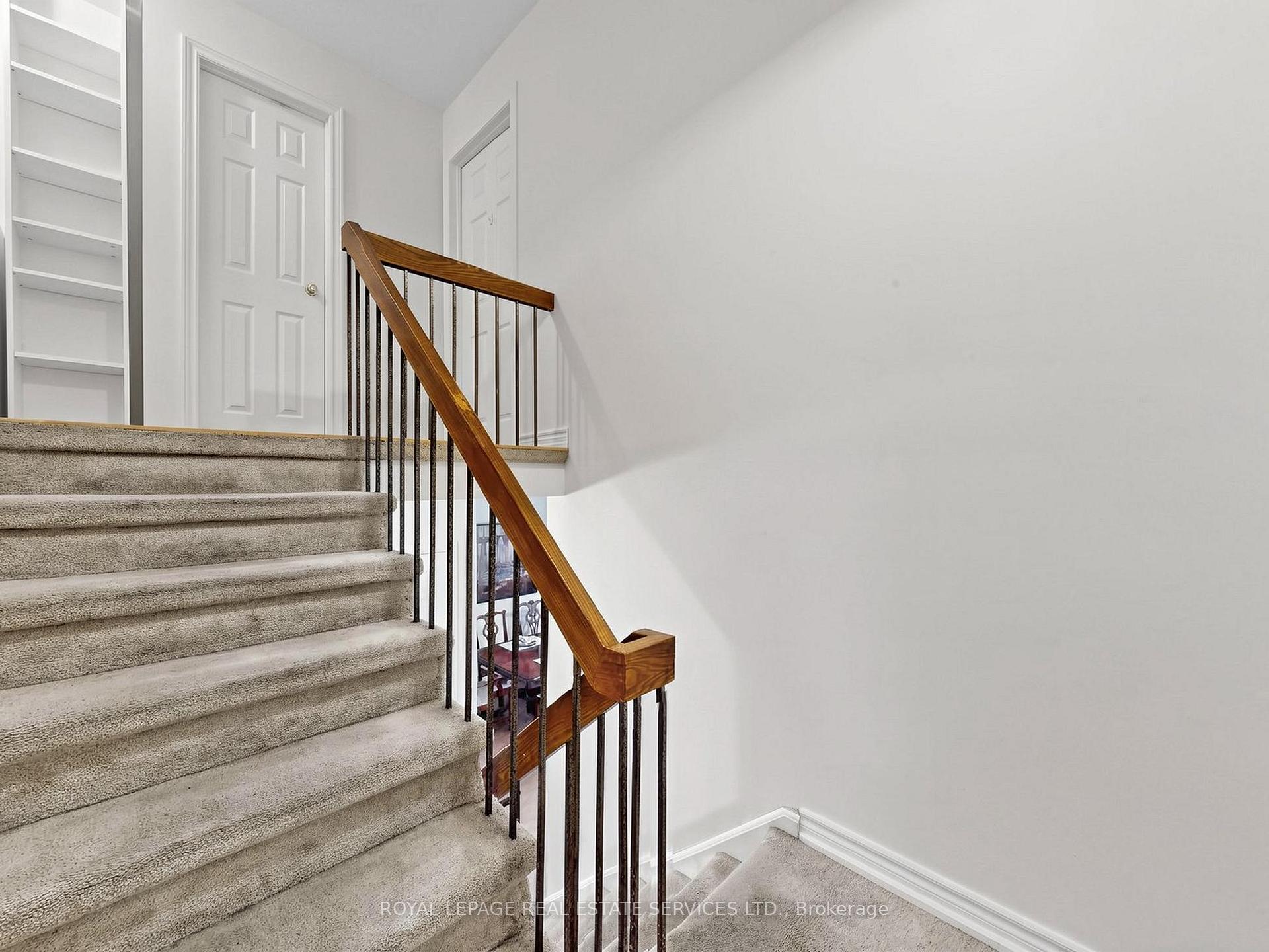 530 Falgarwood Drive 21