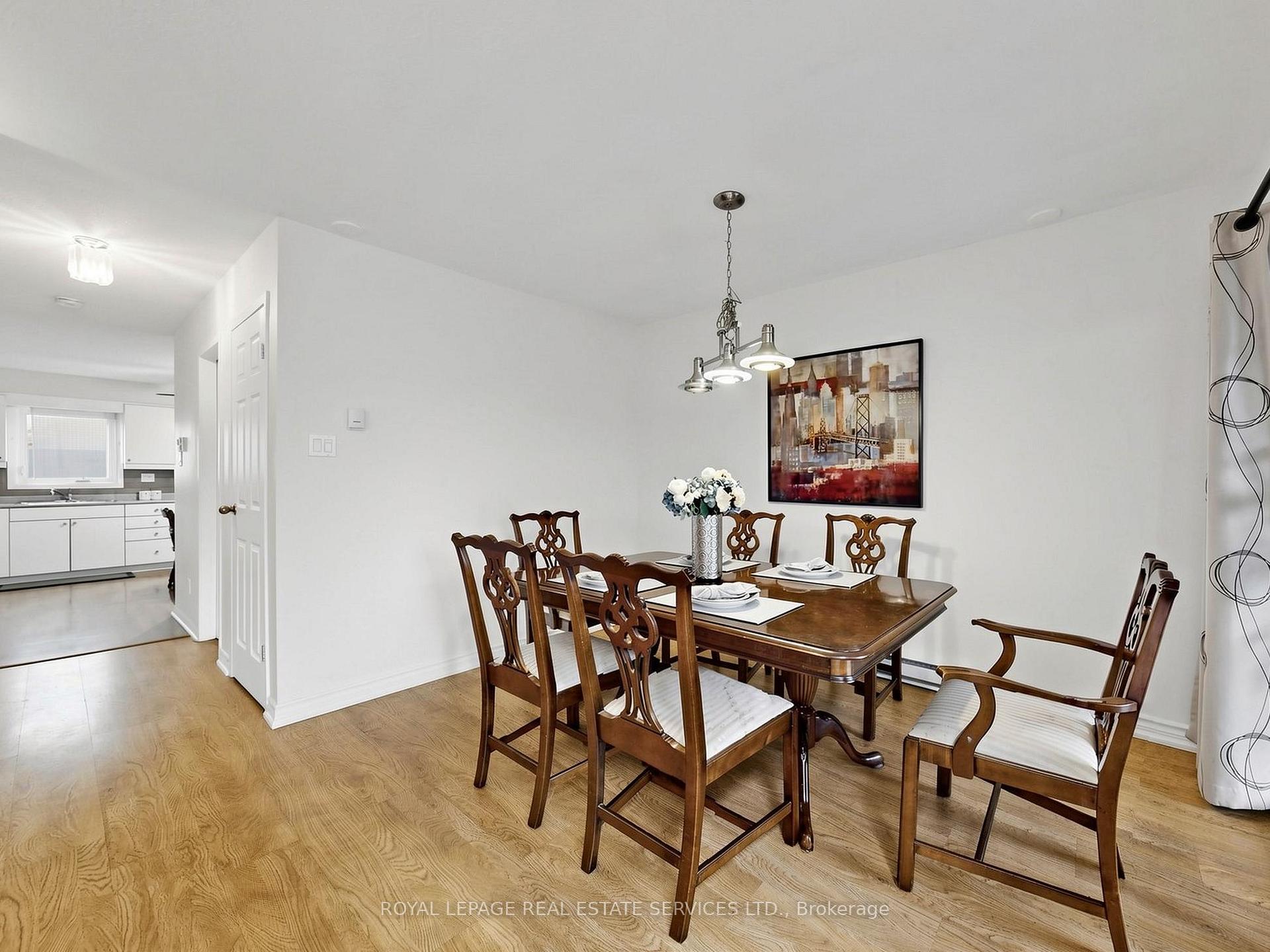 530 Falgarwood Drive 21