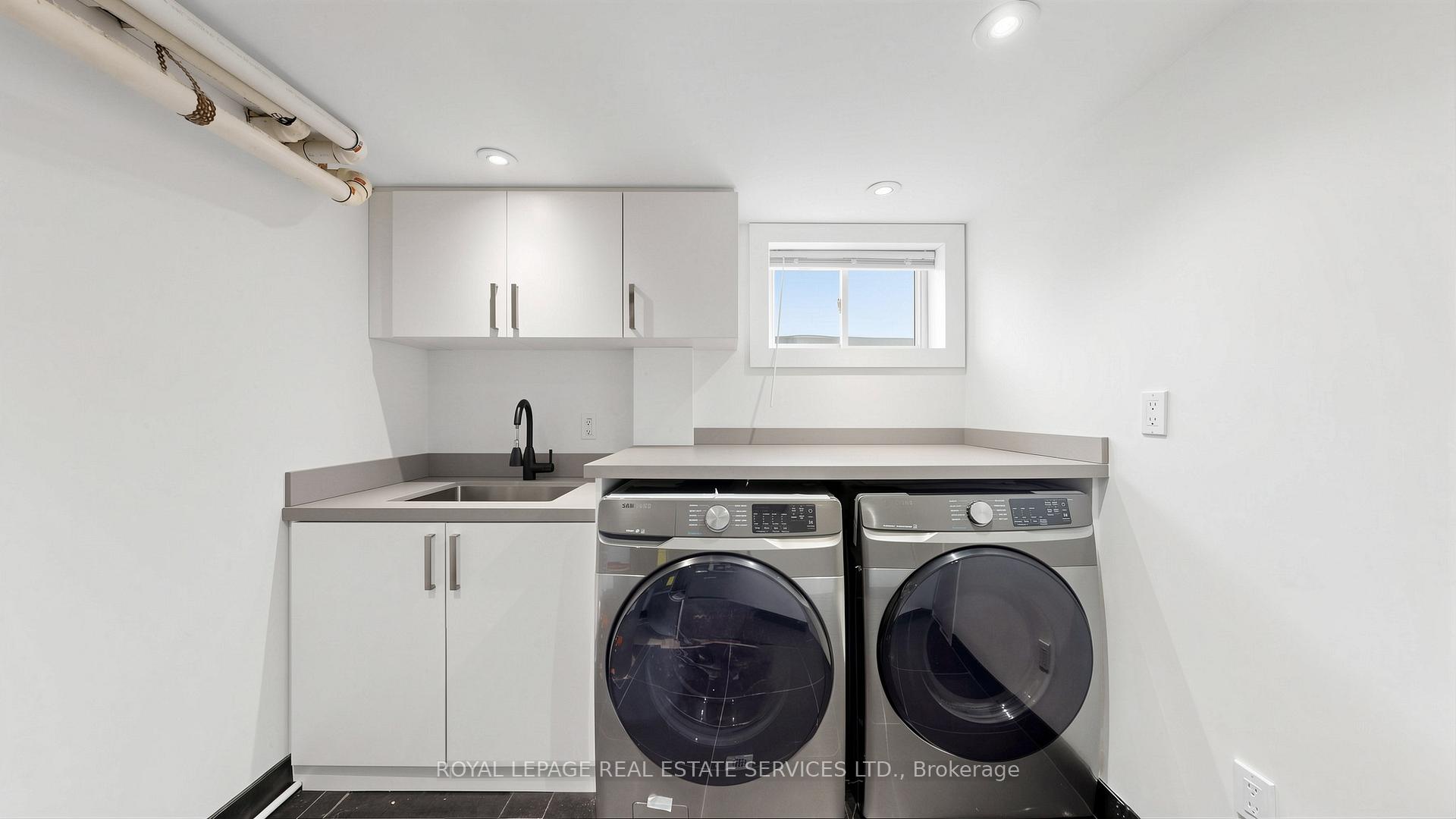 285 Bronte Road