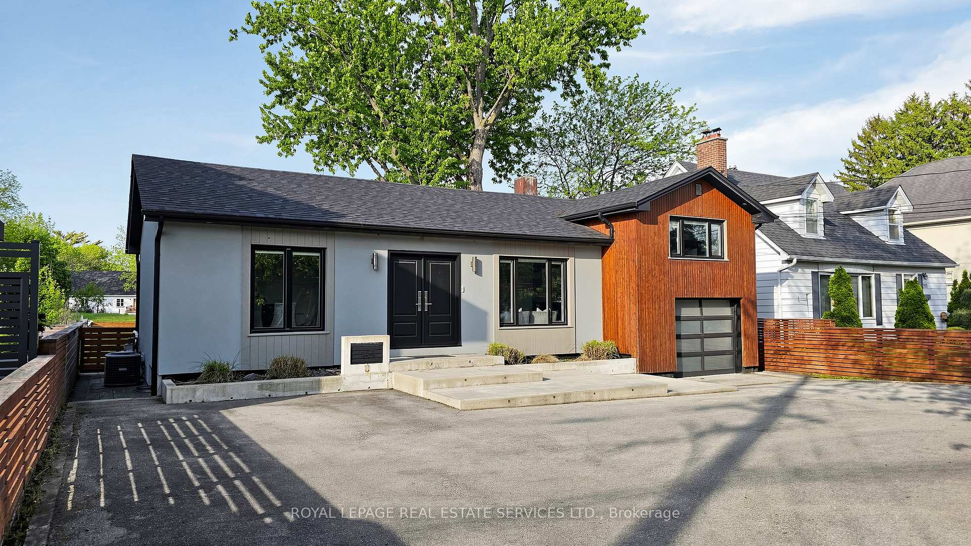 285 Bronte Road