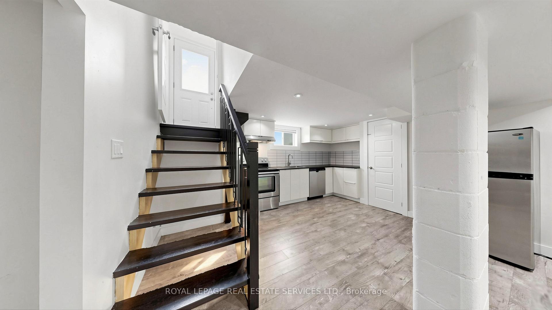 285 Bronte Road