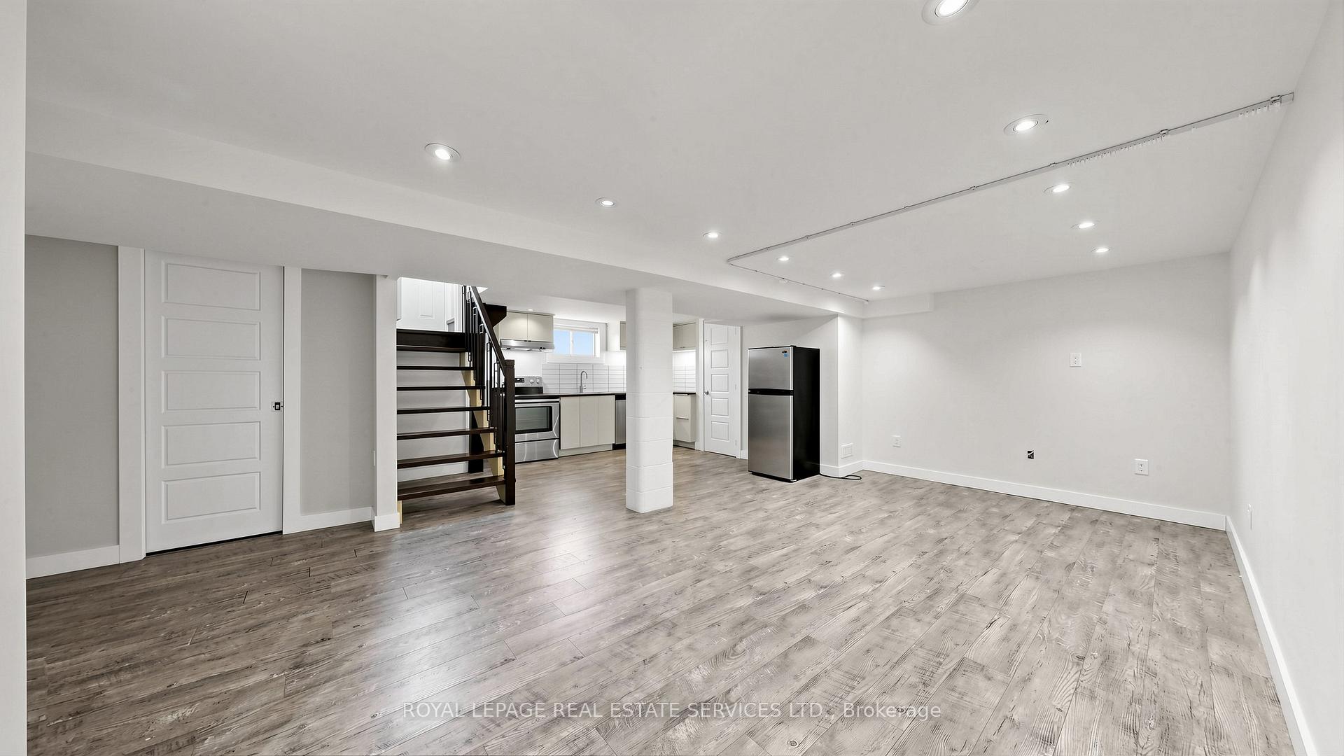 285 Bronte Road