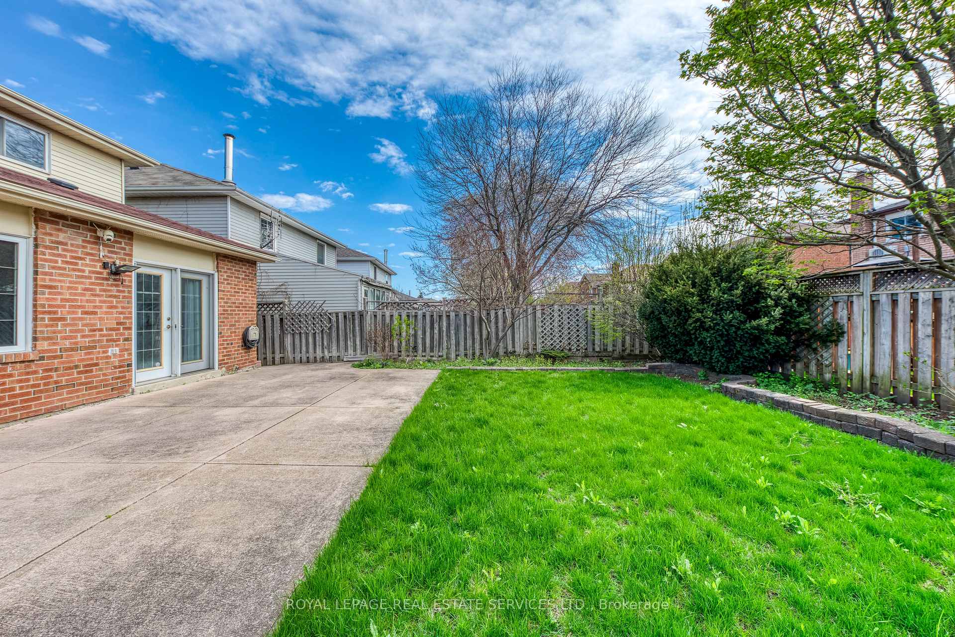 3390 Chartrand Crescent