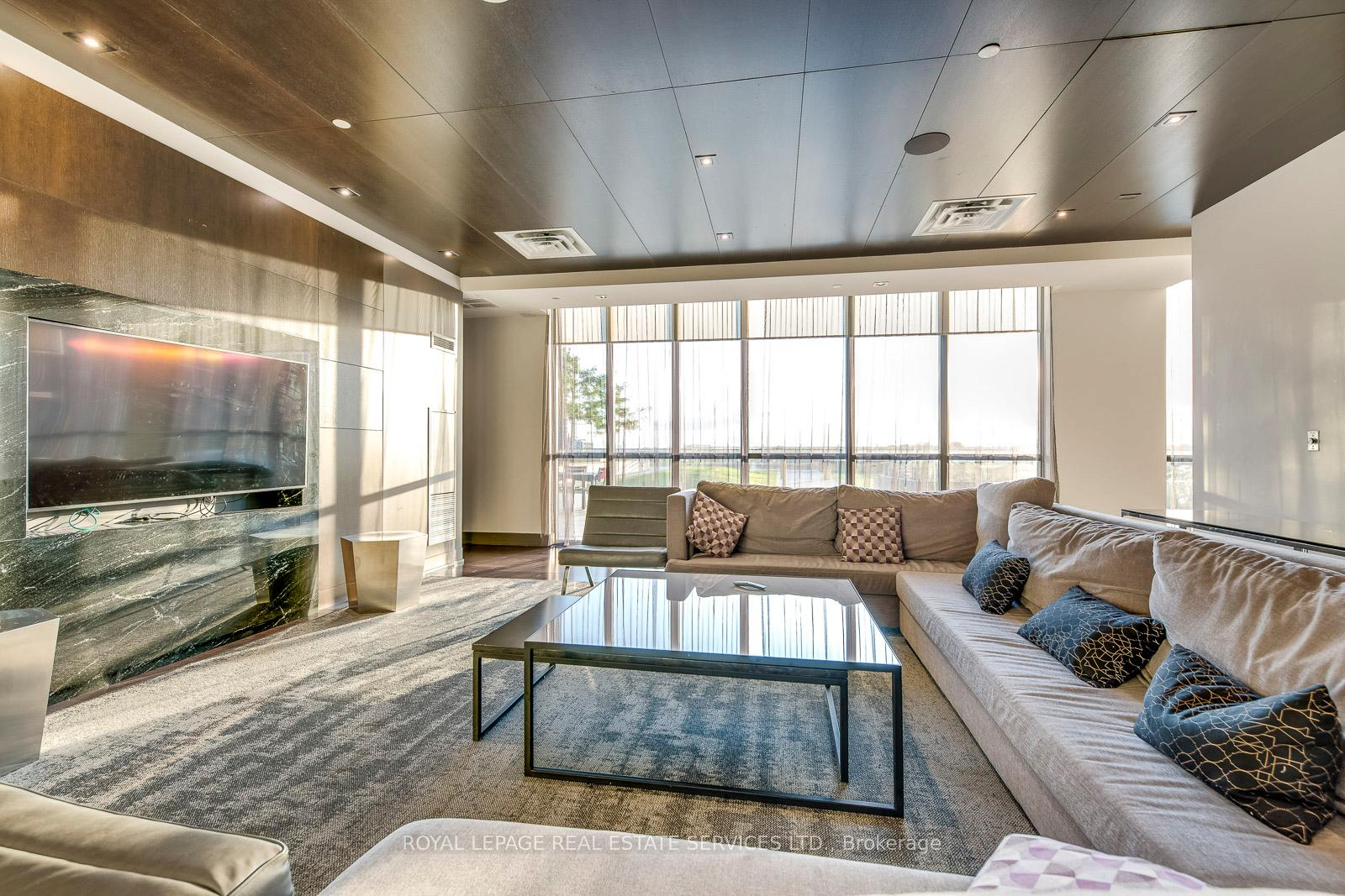 510 Curran Place 610