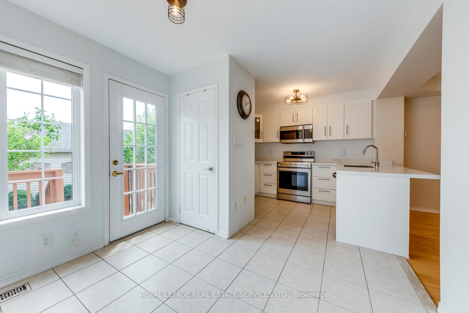 204 Roxton Road