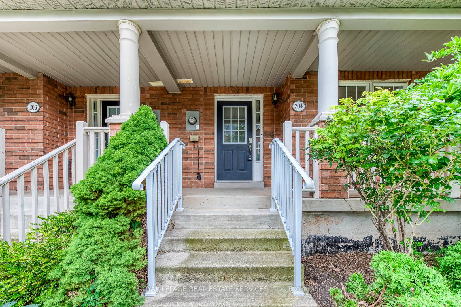 204 Roxton Road
