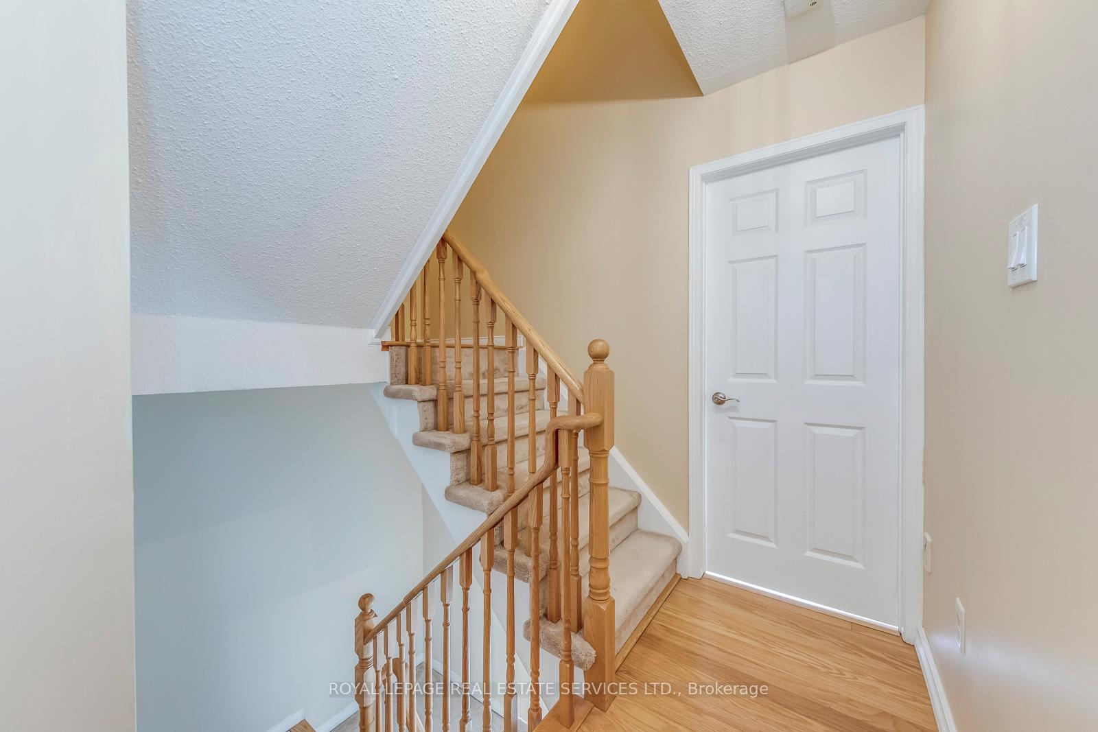 204 Roxton Road