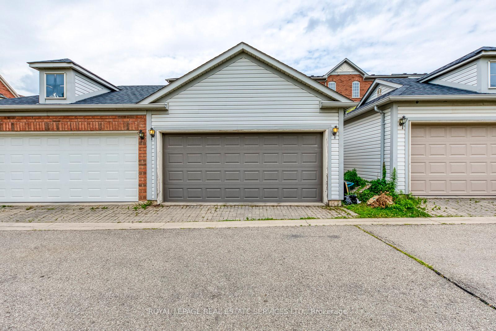 204 Roxton Road