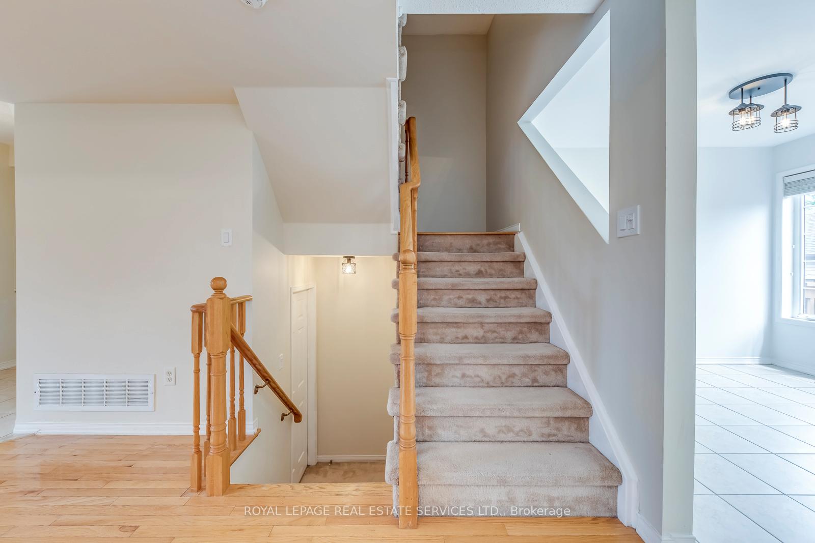 204 Roxton Road