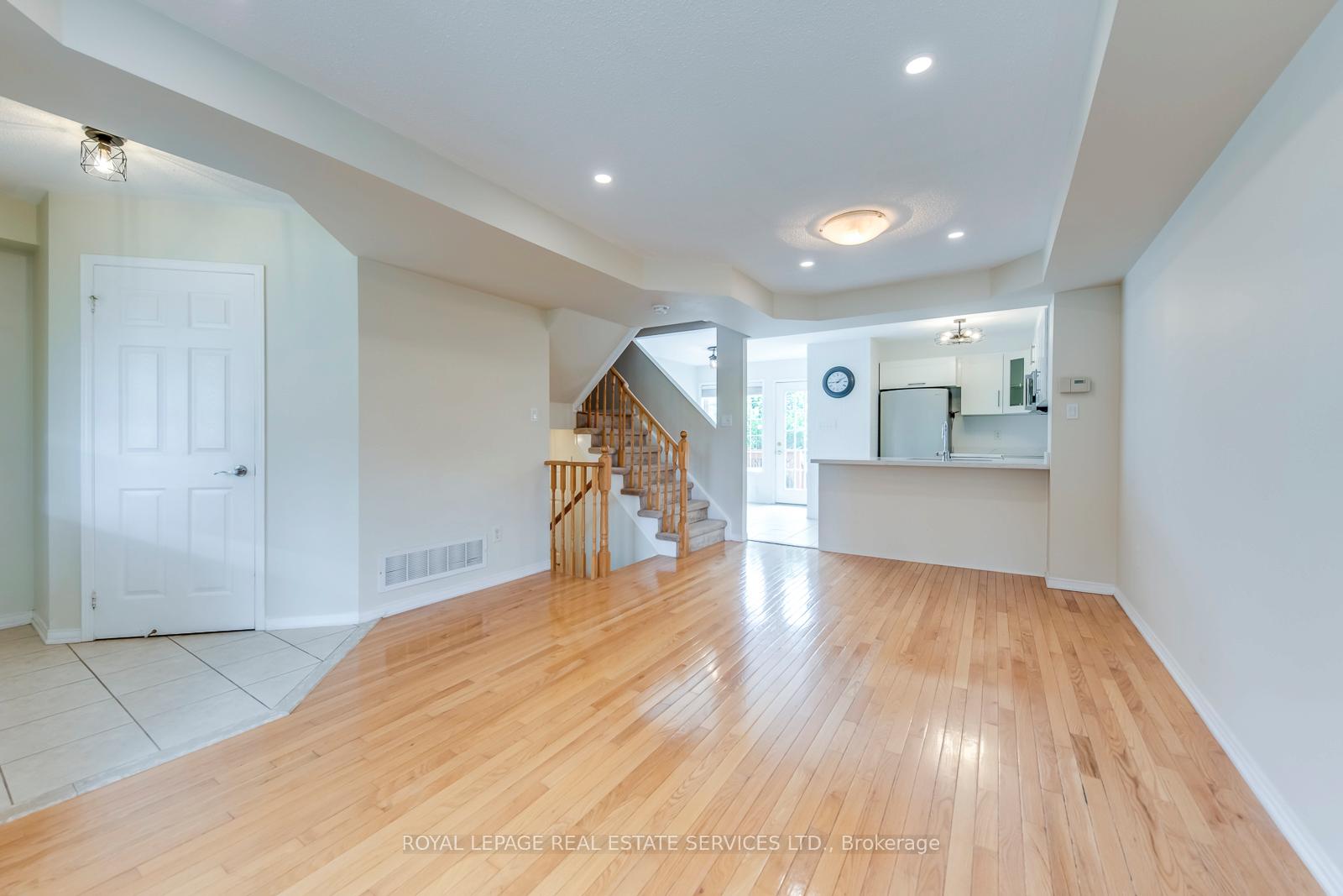 204 Roxton Road