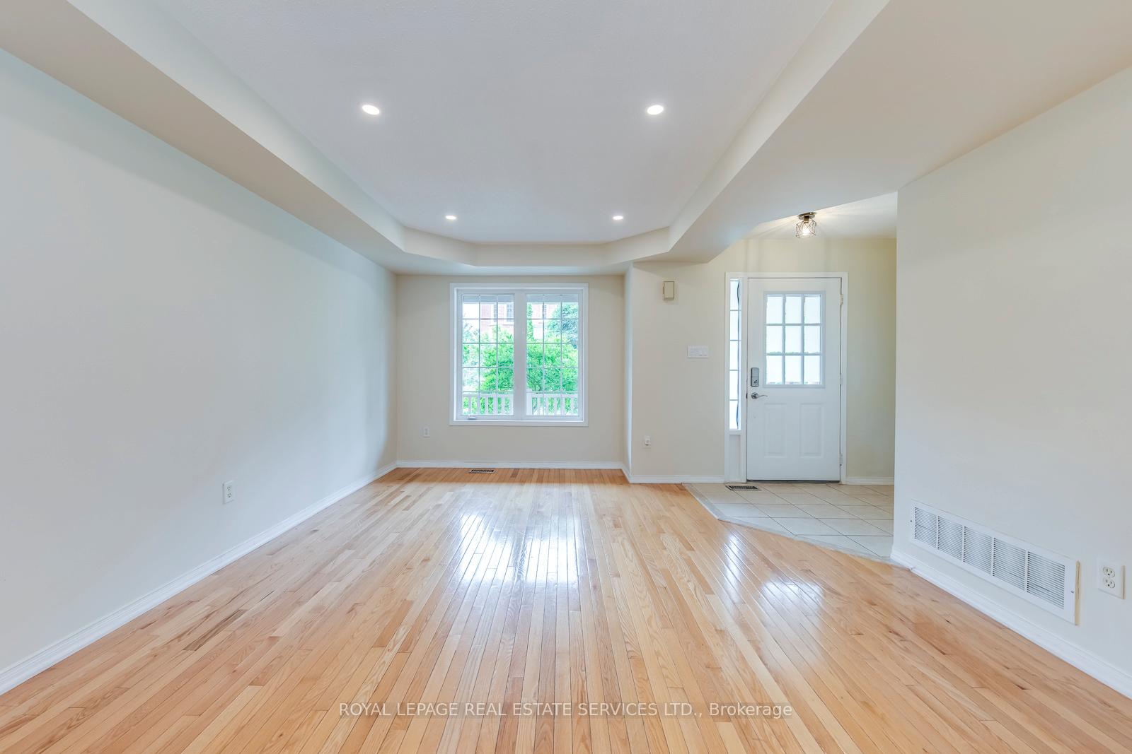 204 Roxton Road