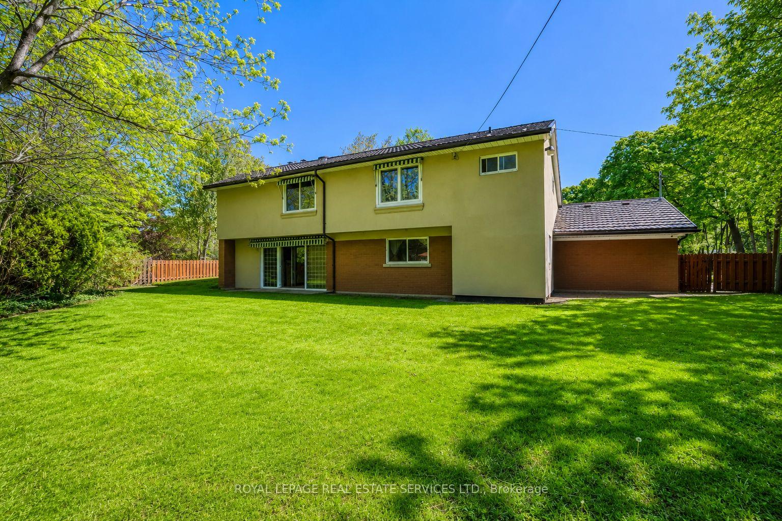 220 Woodhaven Park Drive
