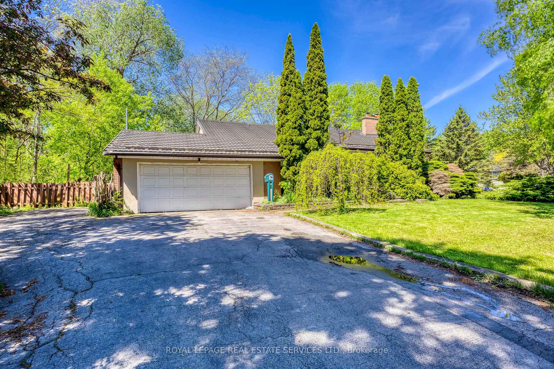 220 Woodhaven Park Drive