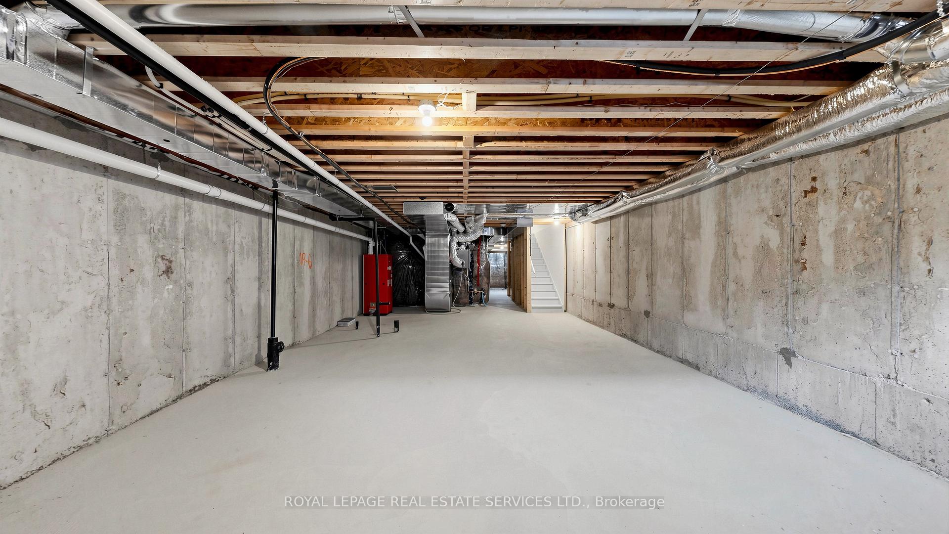 1413 Oakmont Common