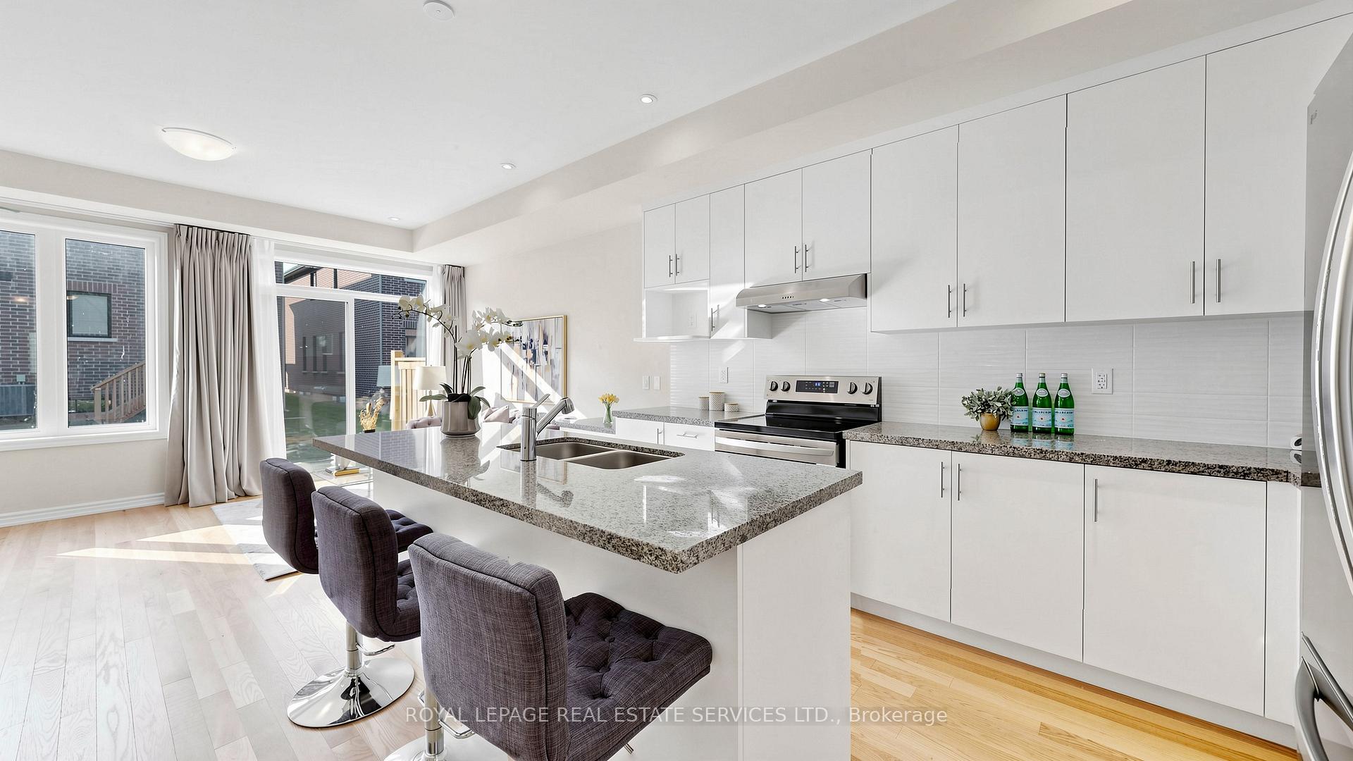 1413 Oakmont Common