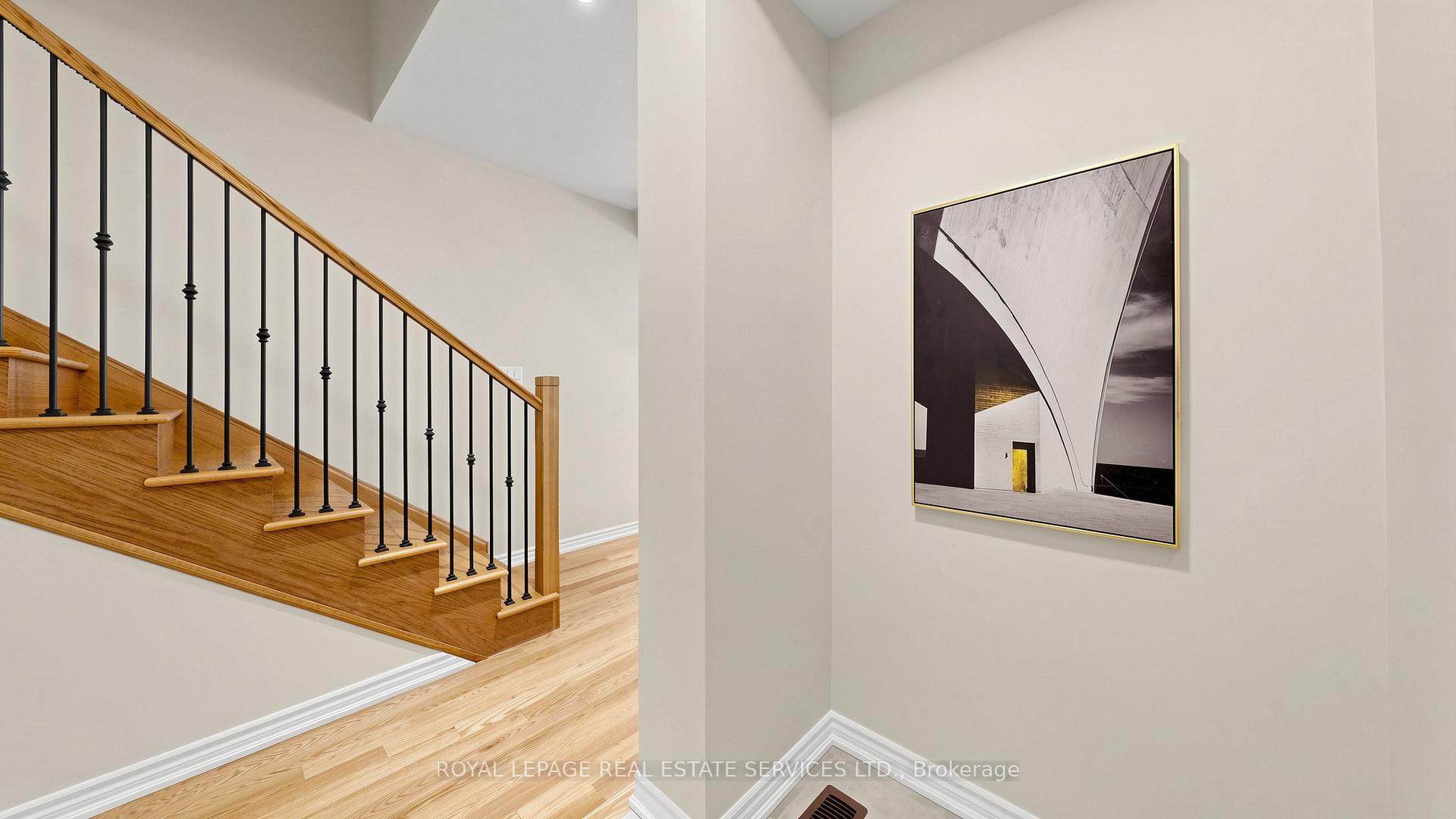 1413 Oakmont Common