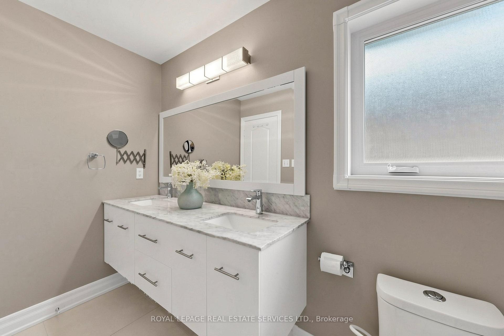 2353 Woodcrest Drive