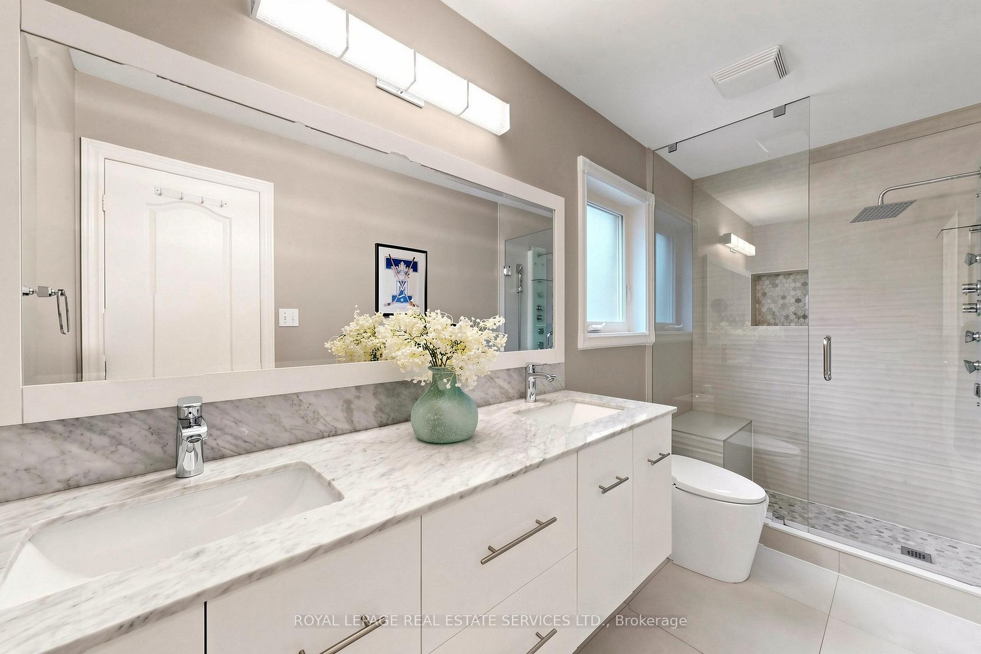 2353 Woodcrest Drive