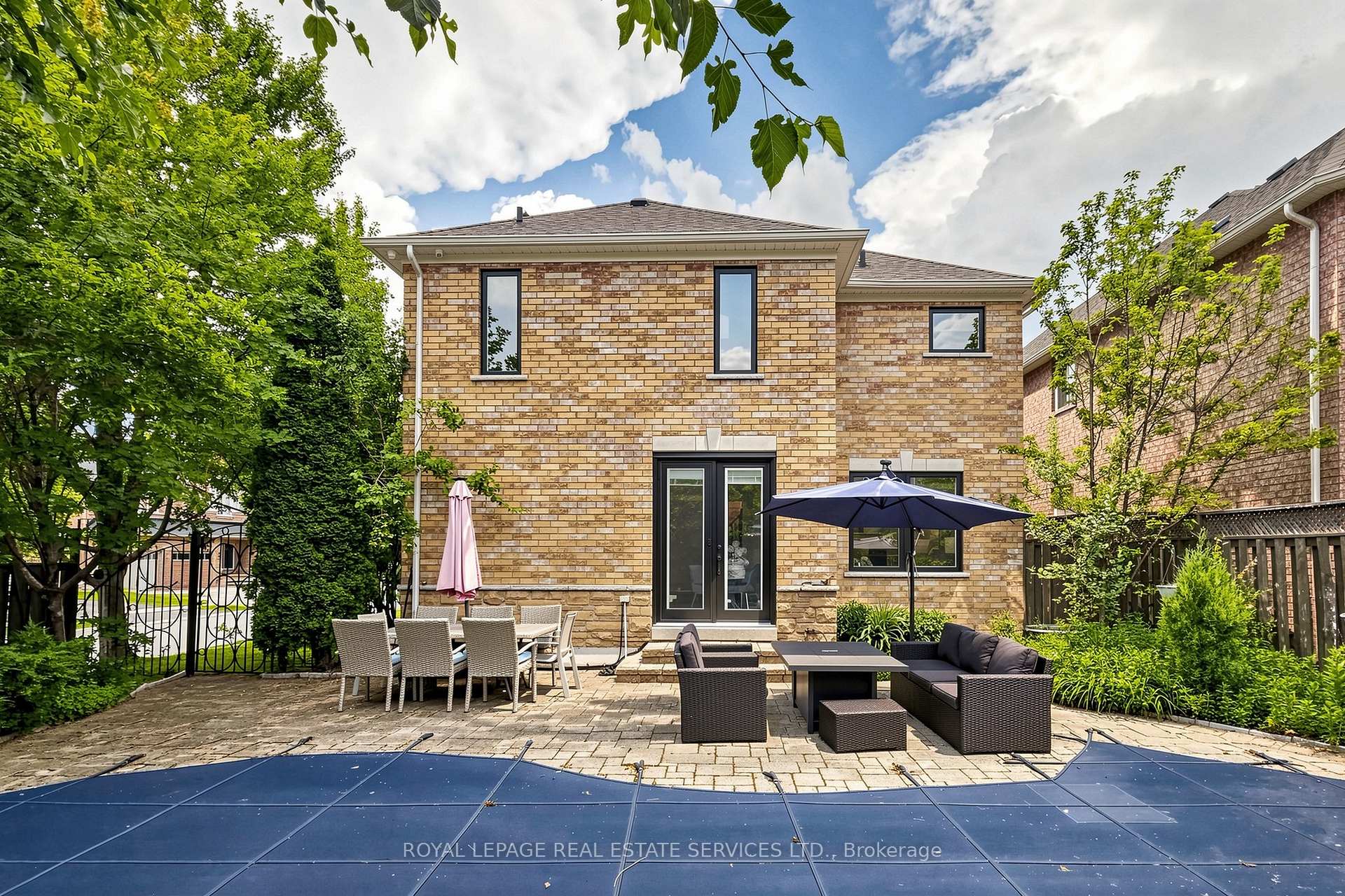 2353 Woodcrest Drive