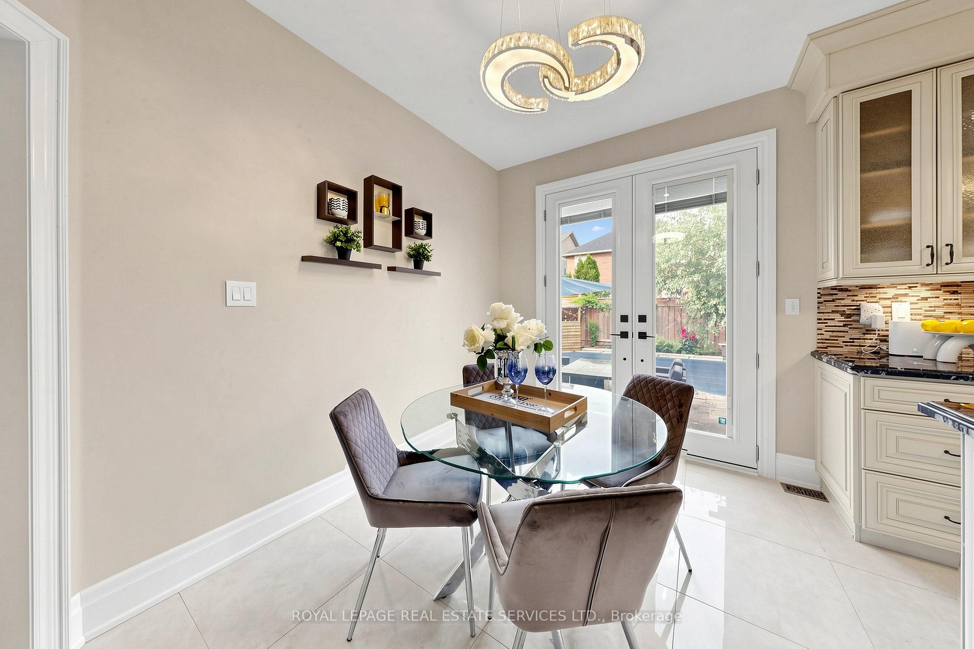 2353 Woodcrest Drive