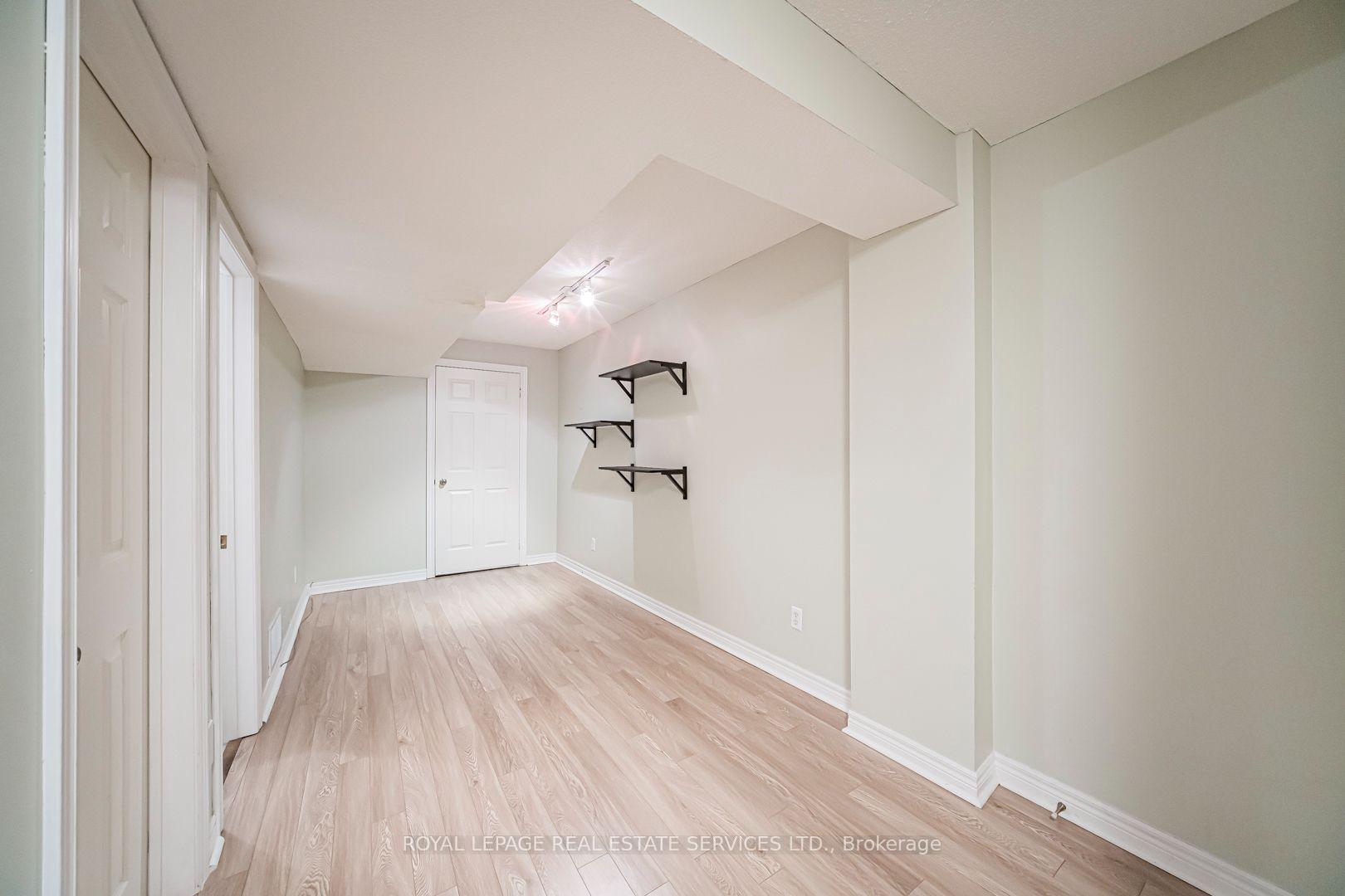 2250 Rockingham Drive 38