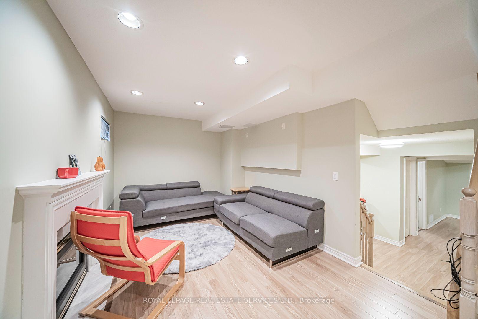 2250 Rockingham Drive 38