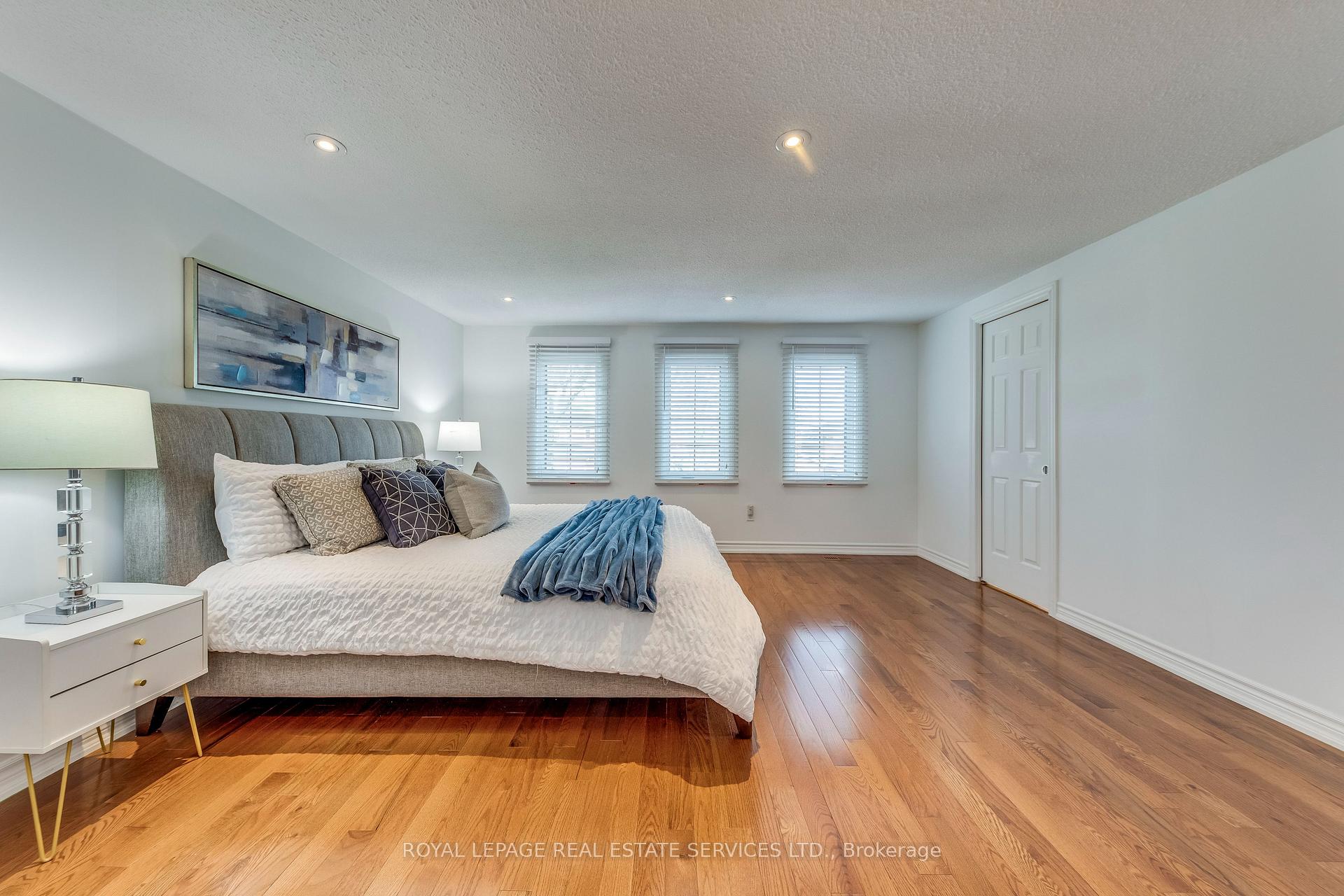 3390 Chartrand Crescent