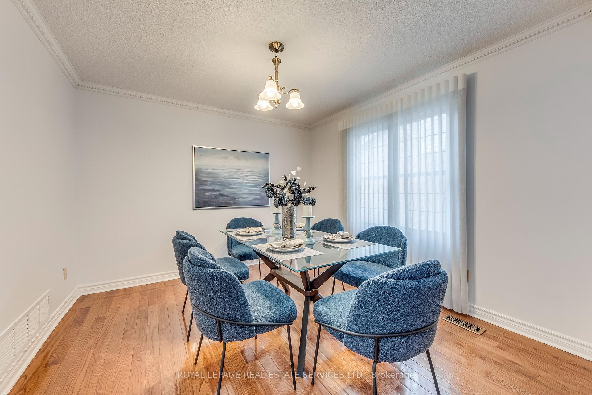 3390 Chartrand Crescent