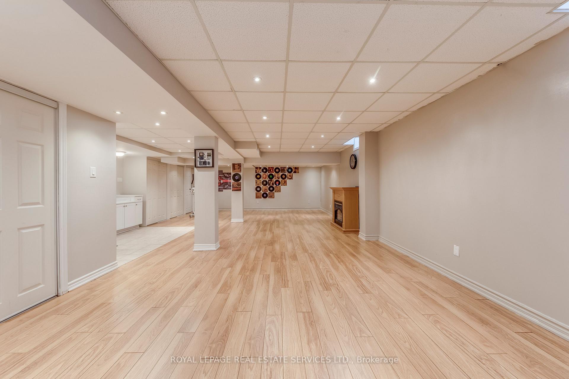 3390 Chartrand Crescent