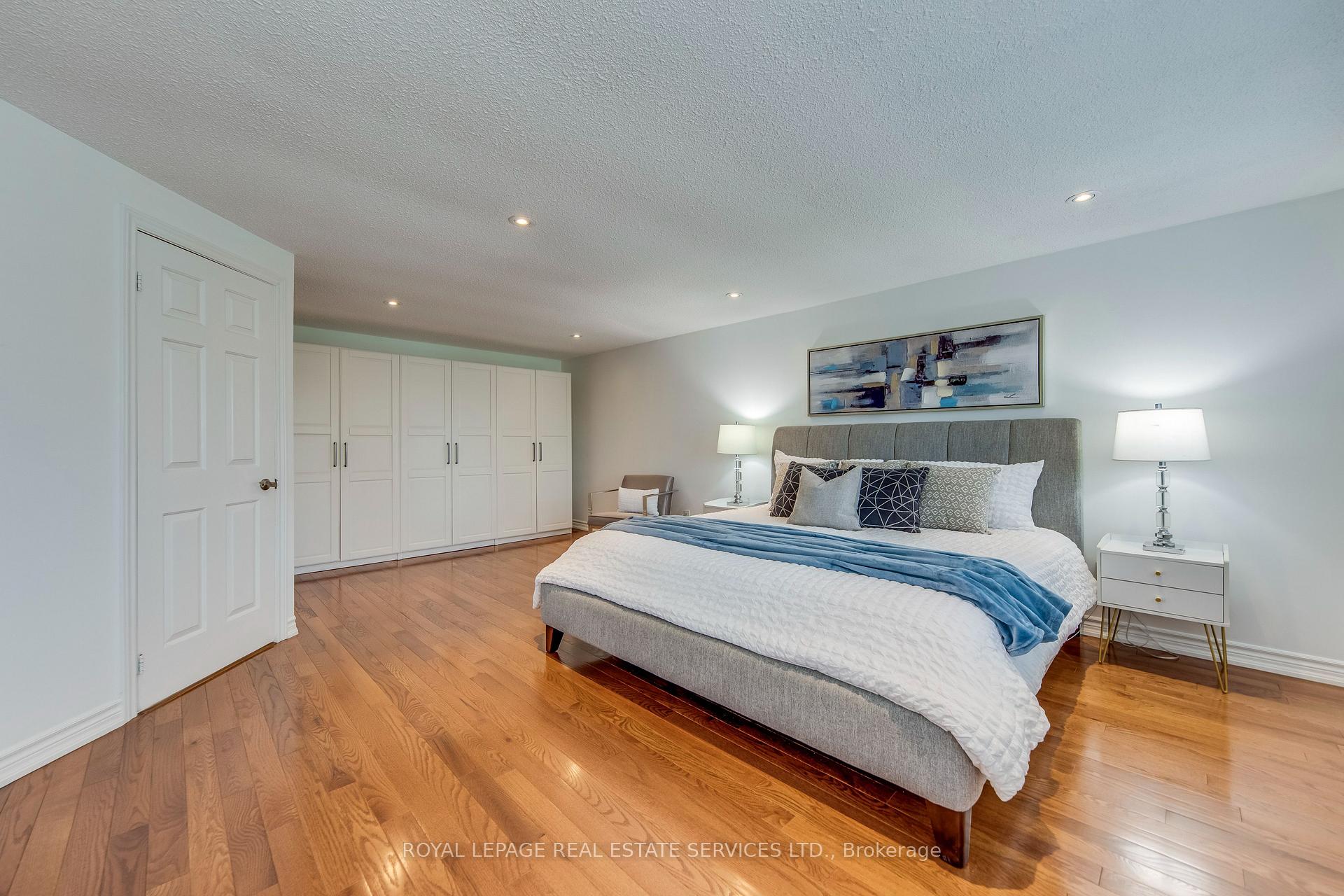 3390 Chartrand Crescent