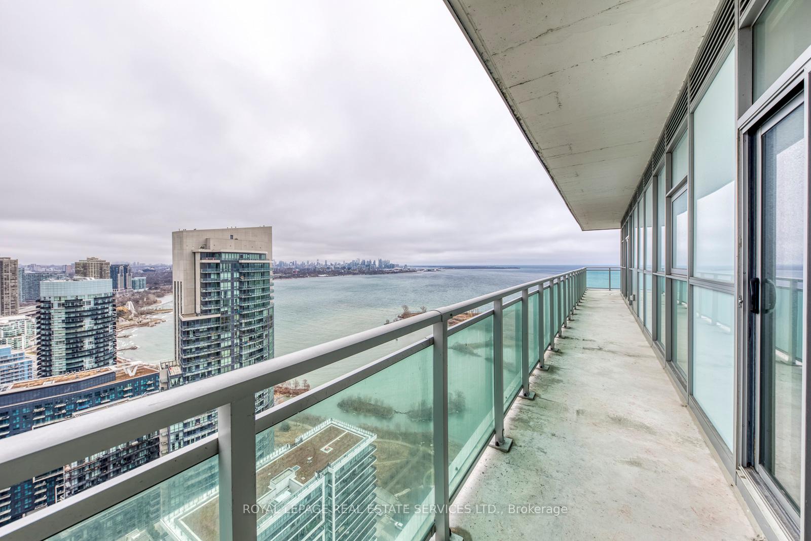 33 Shore Breeze Drive 3706, Toronto Unit: 3706