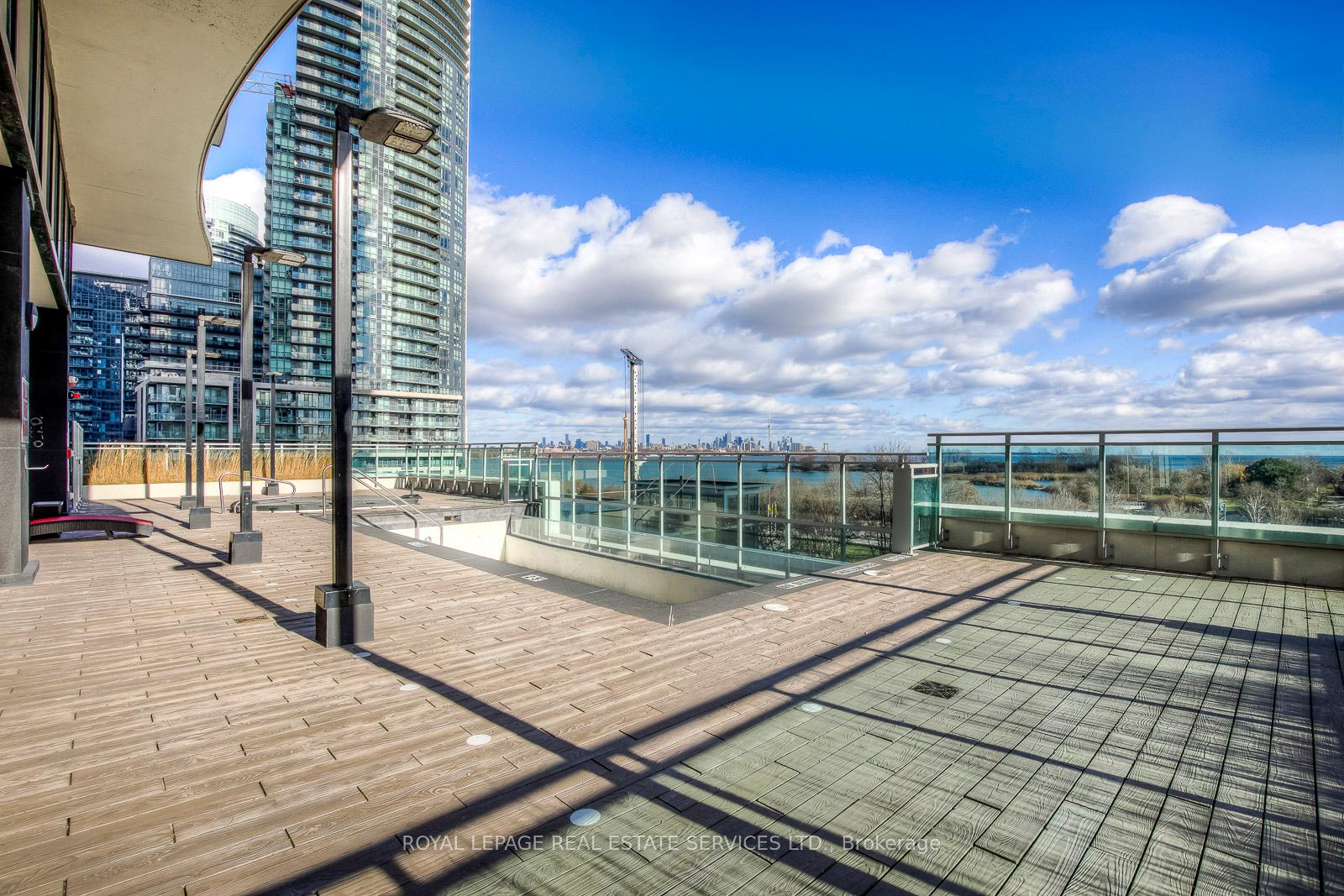 33 Shore Breeze Drive 3706, Toronto Unit: 3706