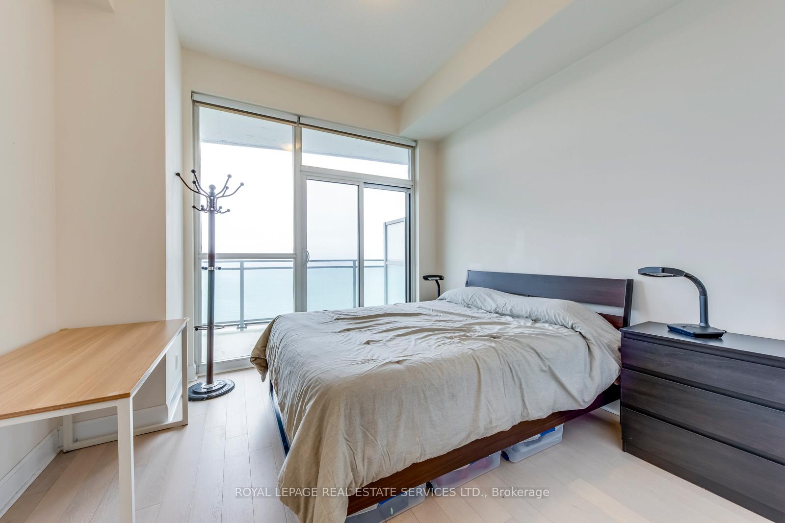 33 Shore Breeze Drive 3706, Toronto Unit: 3706
