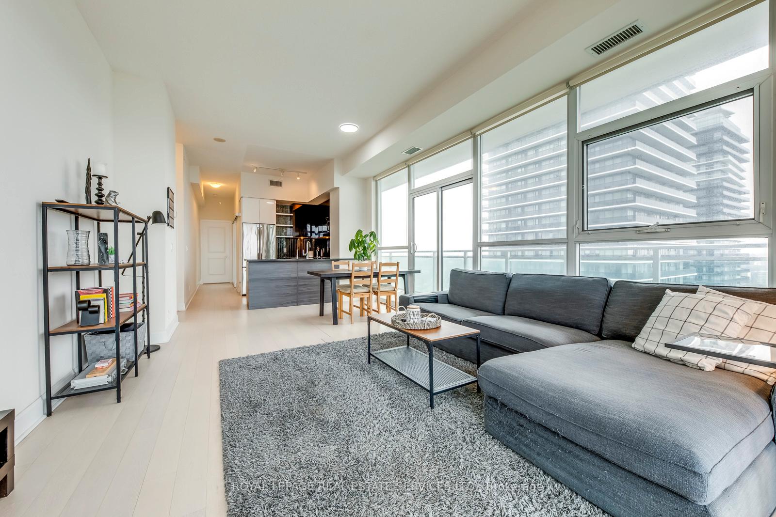 33 Shore Breeze Drive 3706, Toronto Unit: 3706