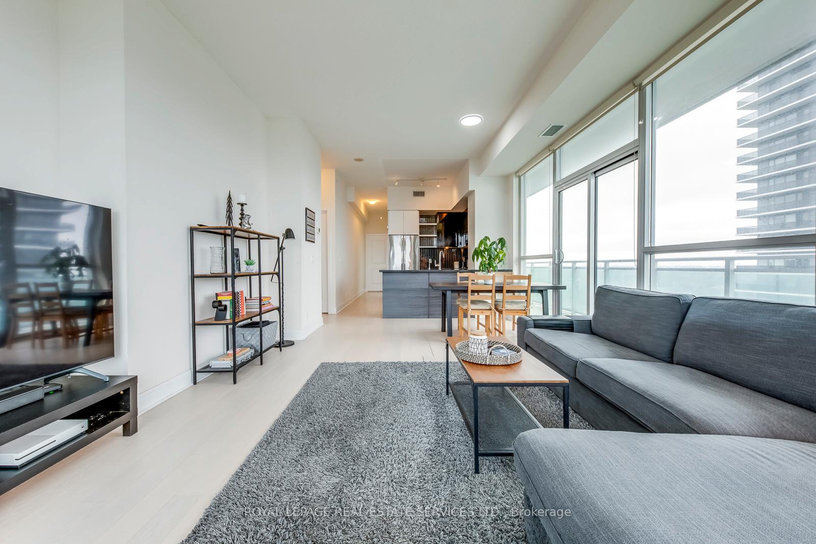 33 Shore Breeze Drive 3706, Toronto Unit: 3706