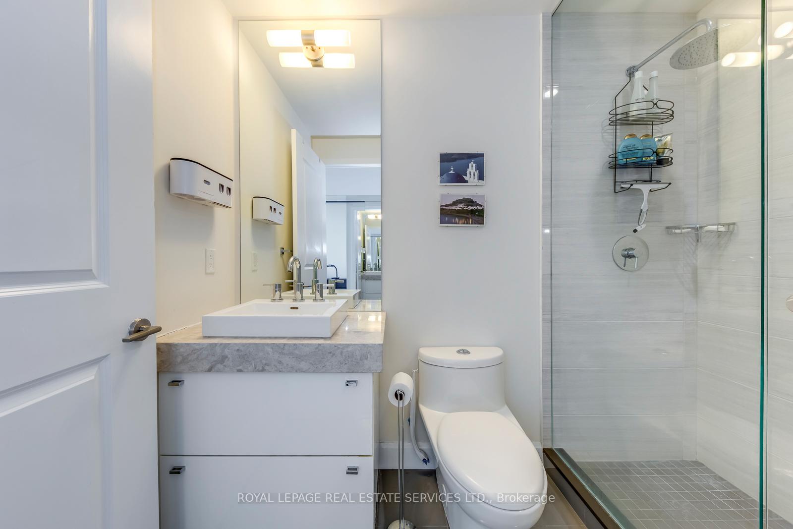 33 Shore Breeze Drive 3706, Toronto Unit: 3706