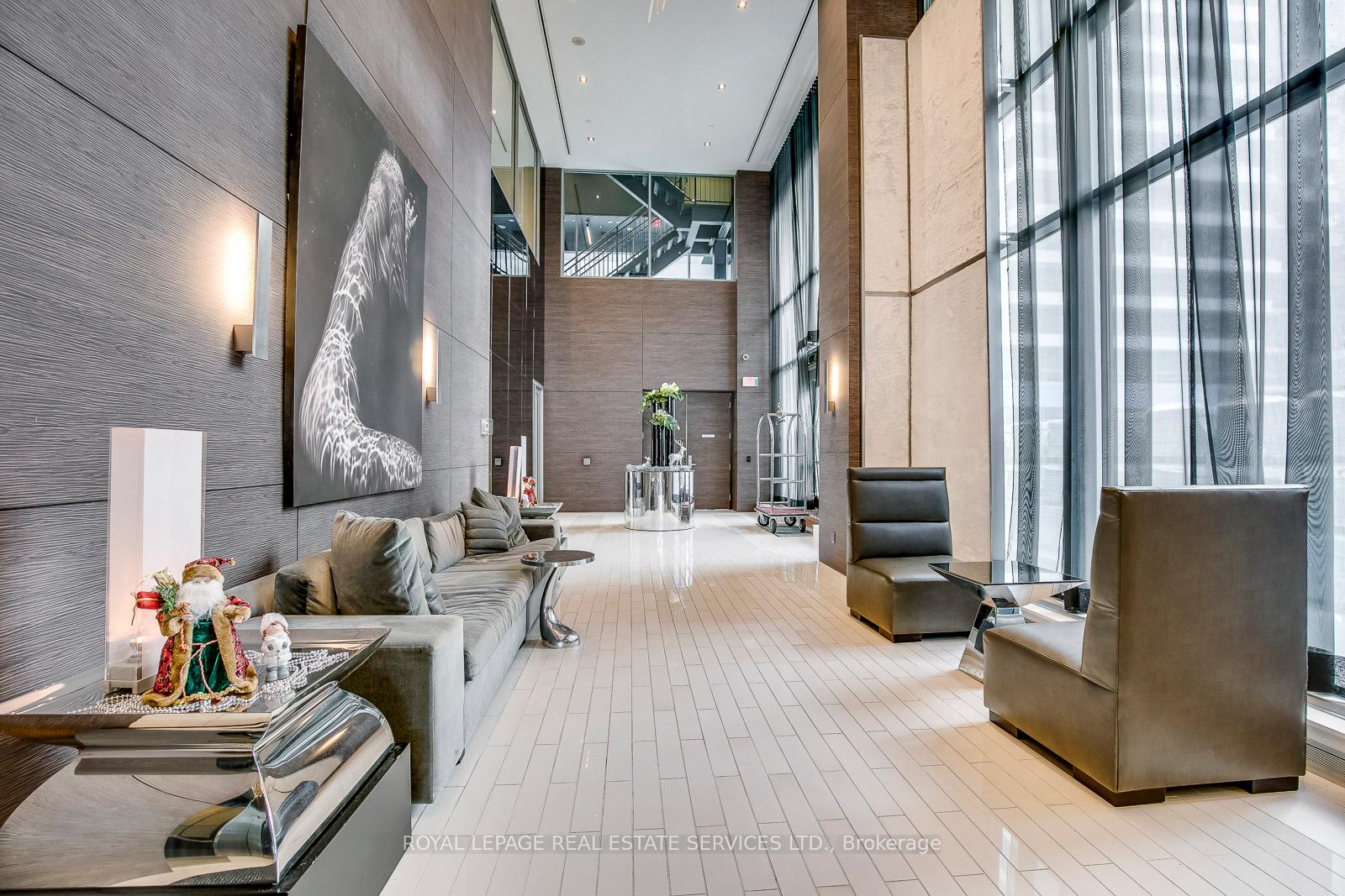33 Shore Breeze Drive 3706, Toronto Unit: 3706