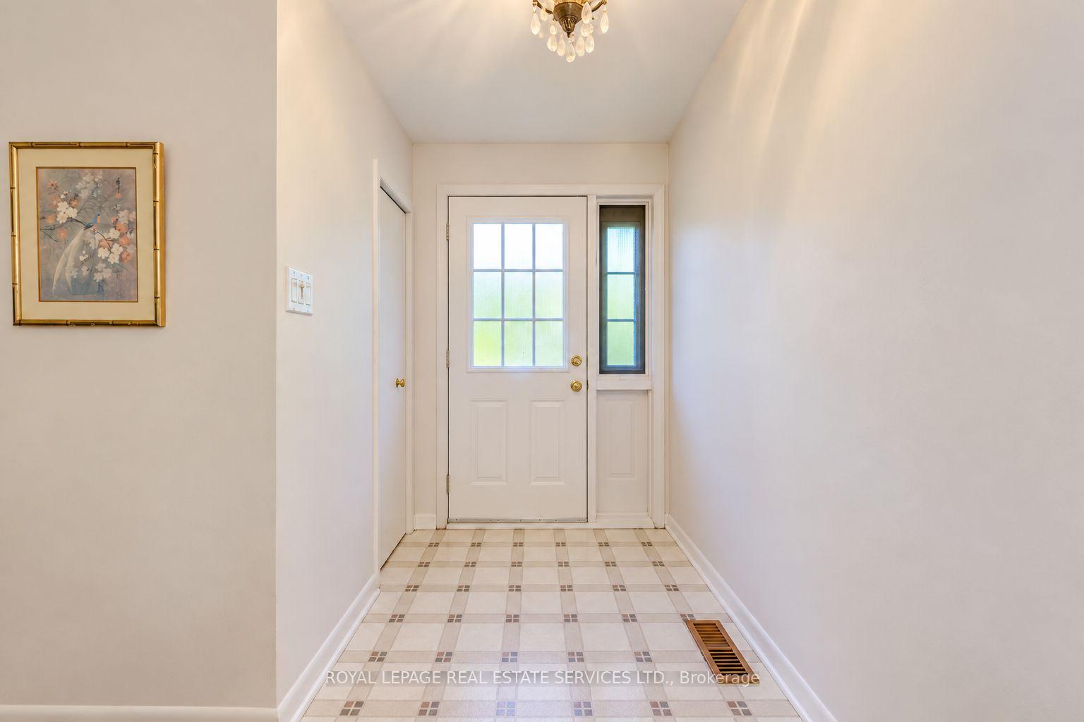 130 Solingate Drive