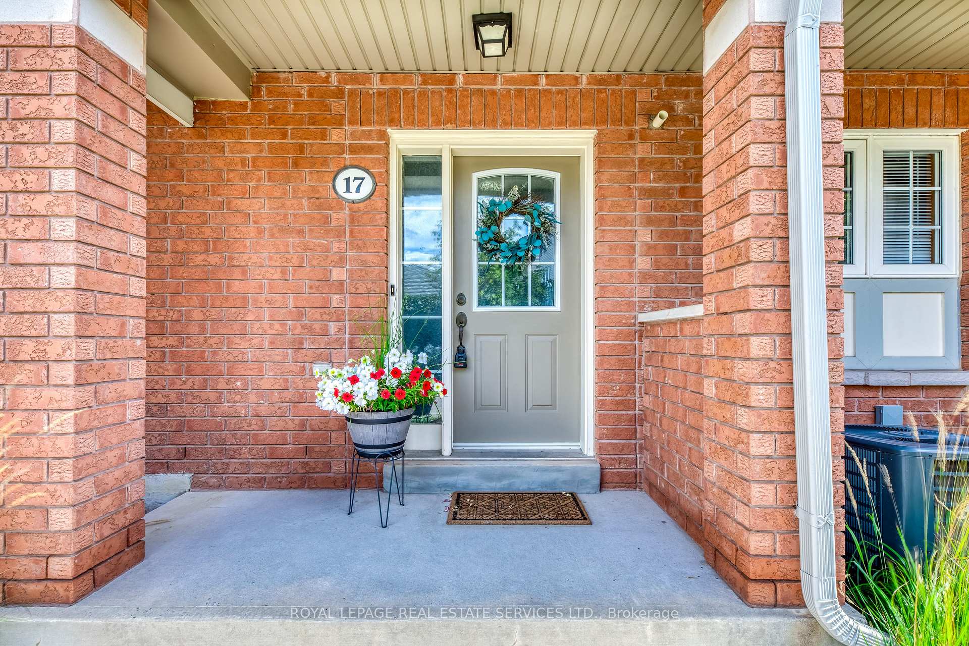 2360 Parkhaven Boulevard 17