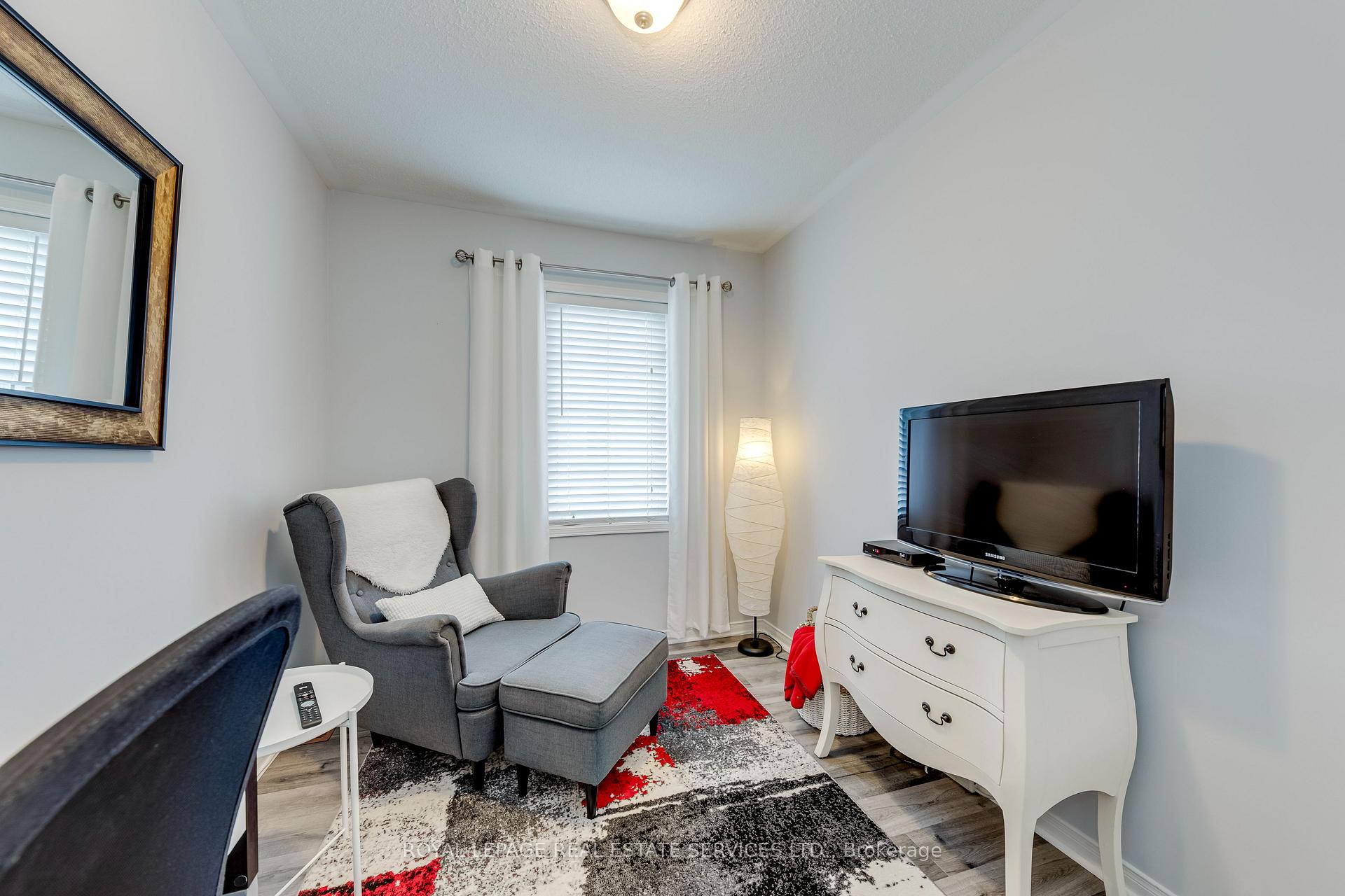 2360 Parkhaven Boulevard 17