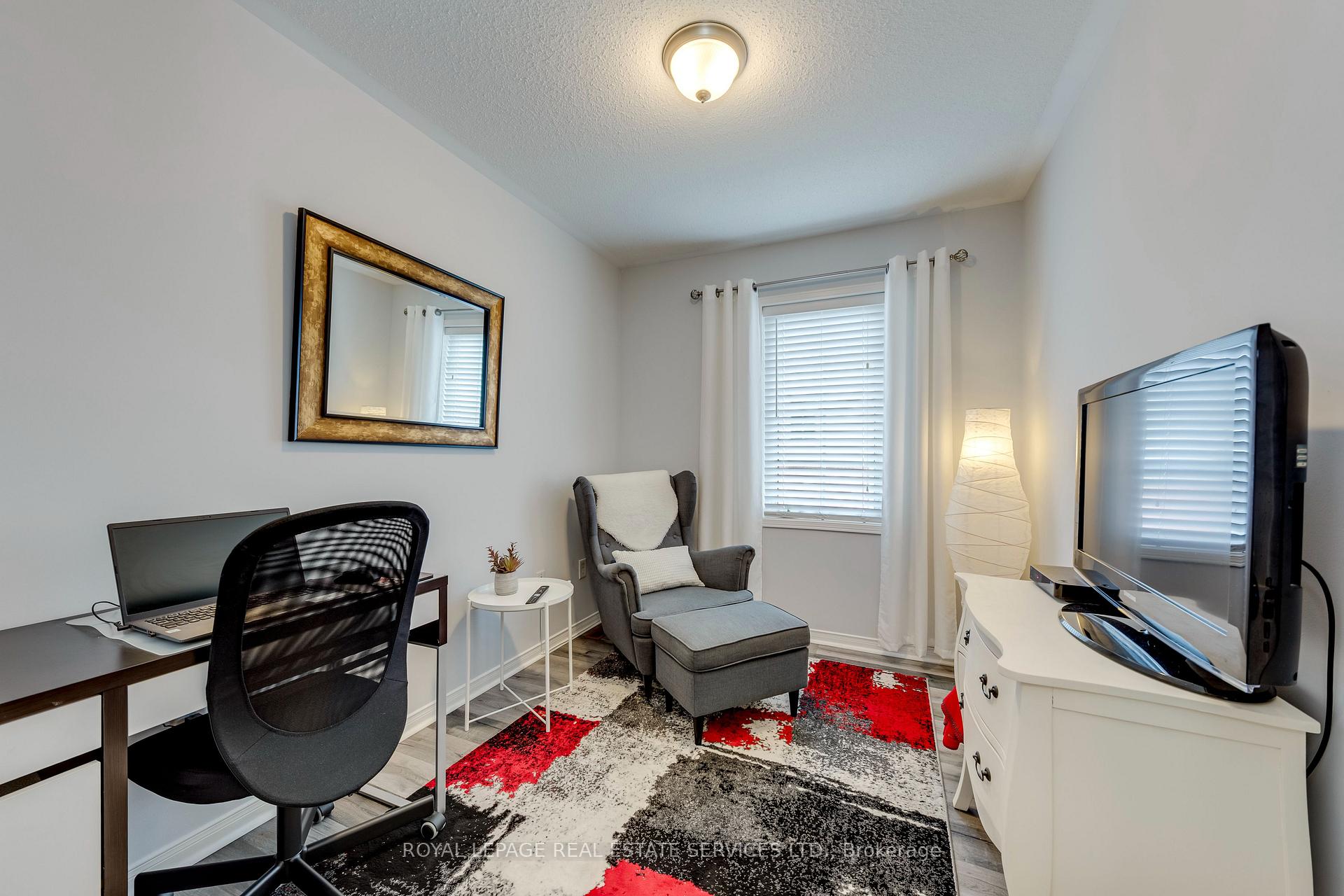 2360 Parkhaven Boulevard 17