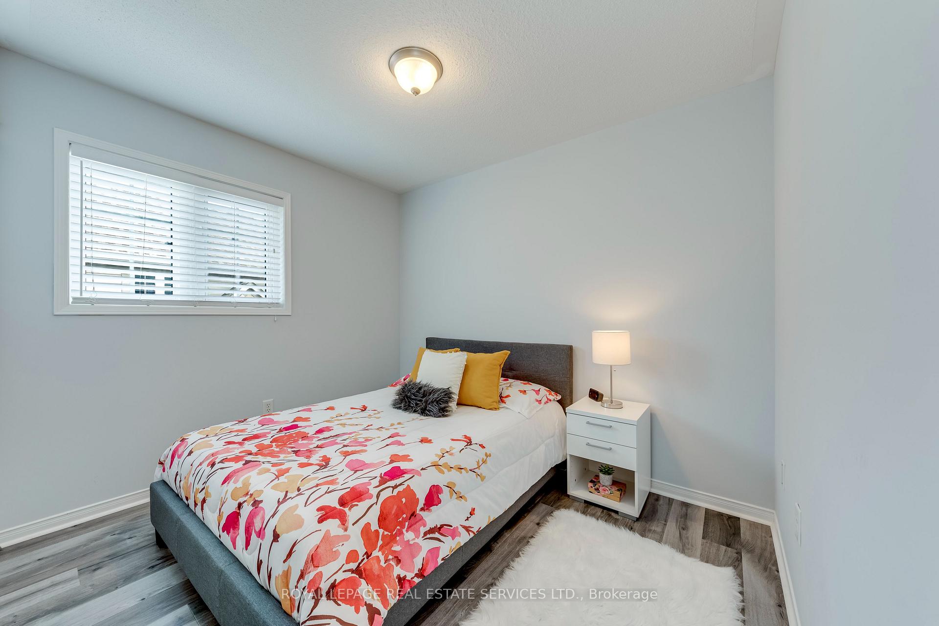 2360 Parkhaven Boulevard 17