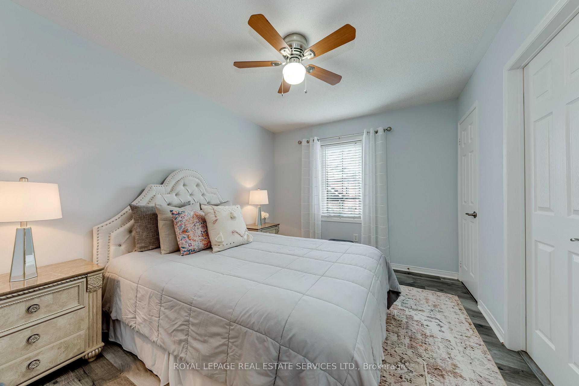 2360 Parkhaven Boulevard 17